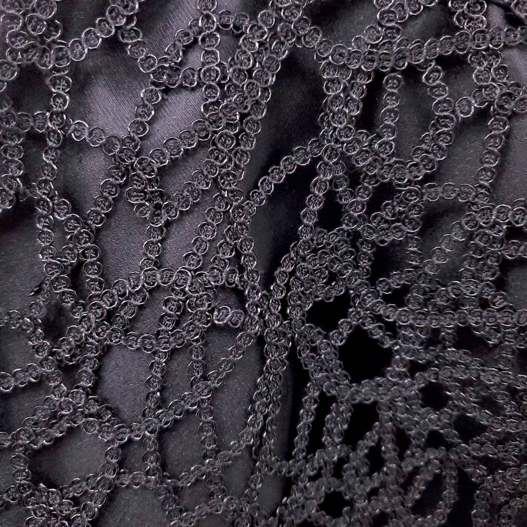 AJE BLACK 'PATINA' LACE MIDI SKIRT - SIZE US 6