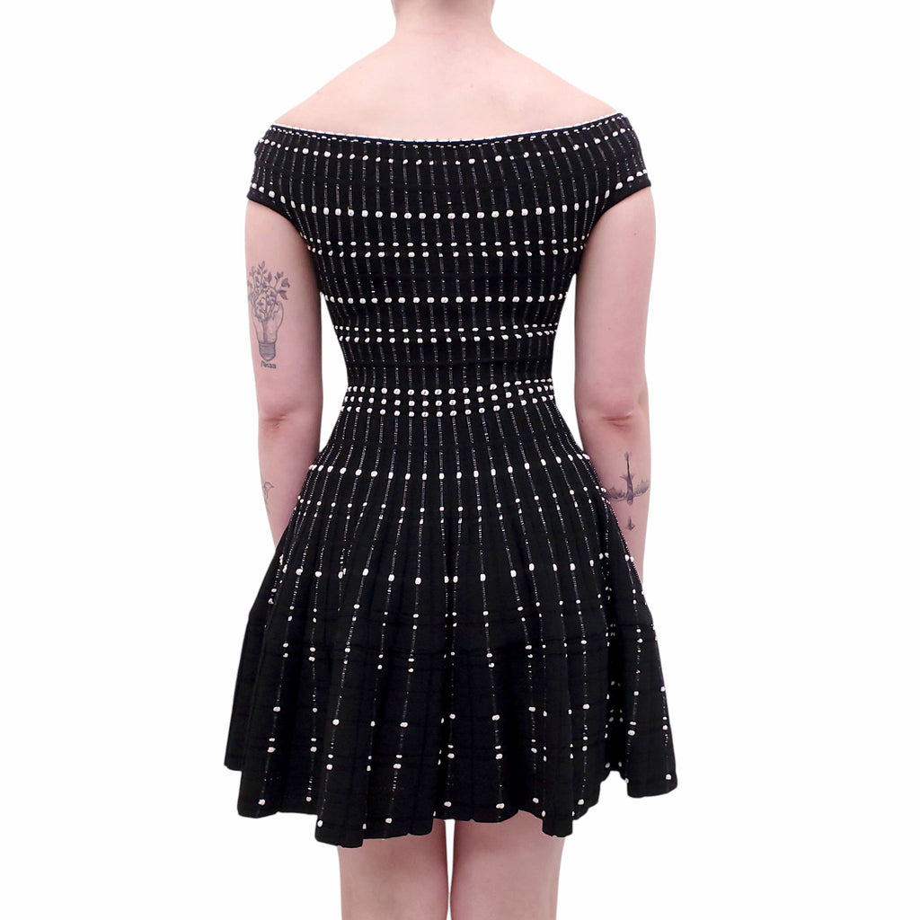 ALEXANDER MCQUEEN BLACK AND CREAM PATTERNED DRESS - SIZE M