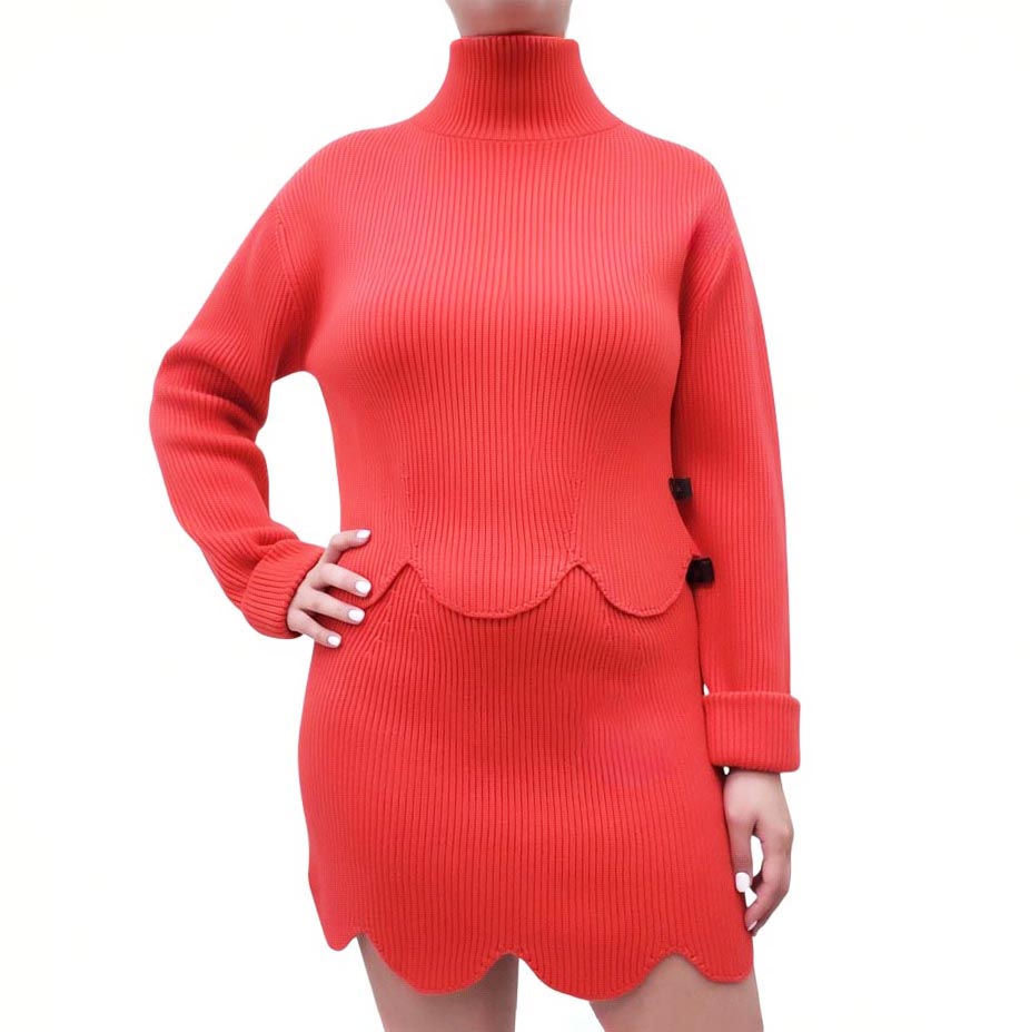 LOUIS VUITTON RED 2-PIECE KNIT SET WITH LOGO PATCH DETAIL - SIZE S