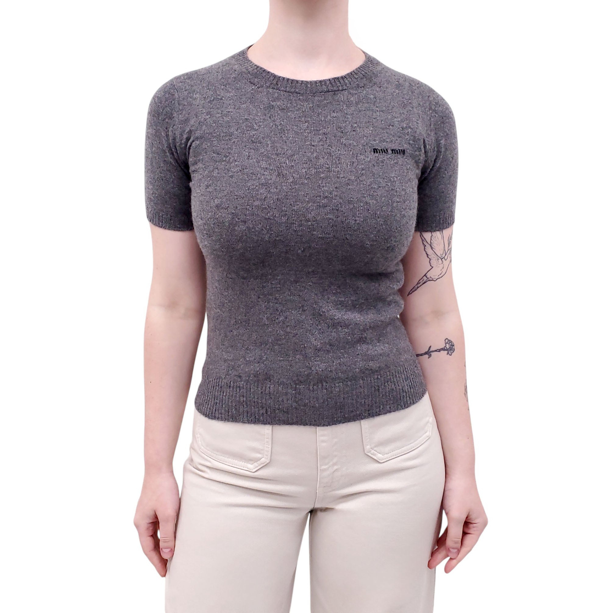 MIU MIU GREY CASHMERE SHORT-SLEEVE LOGO SWEATER - SIZE XS