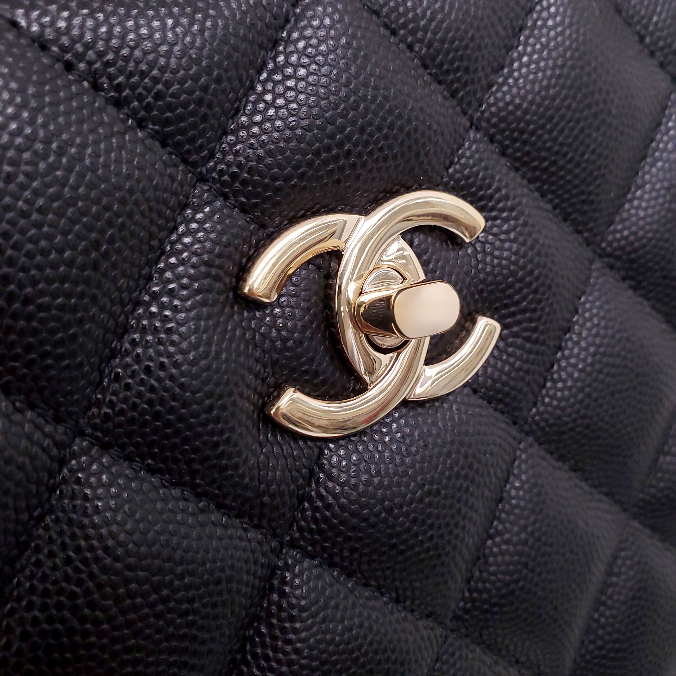 CHANEL BLACK CAVIAR CLASSIC QUILTED TOTE