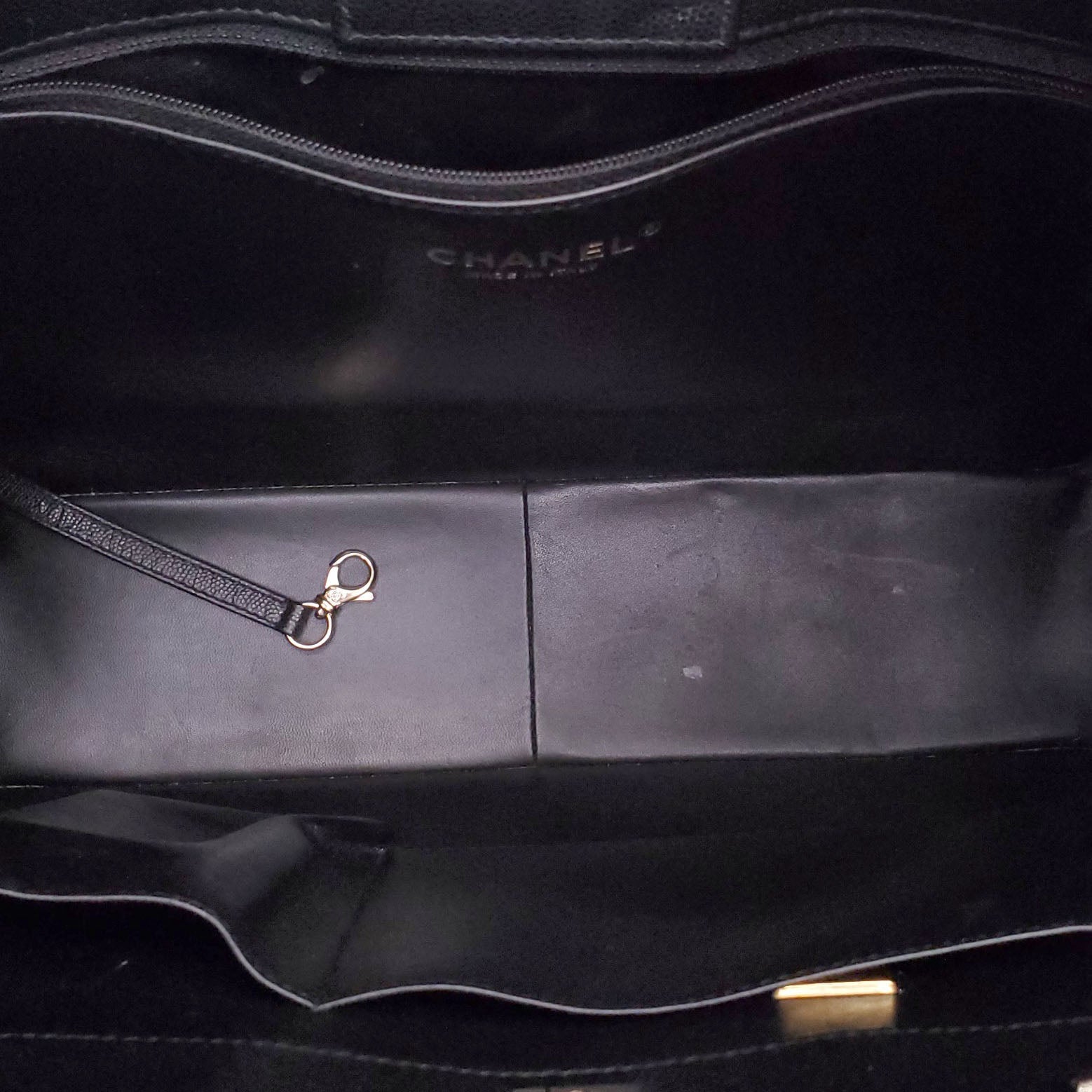 CHANEL BLACK CAVIAR CLASSIC QUILTED TOTE