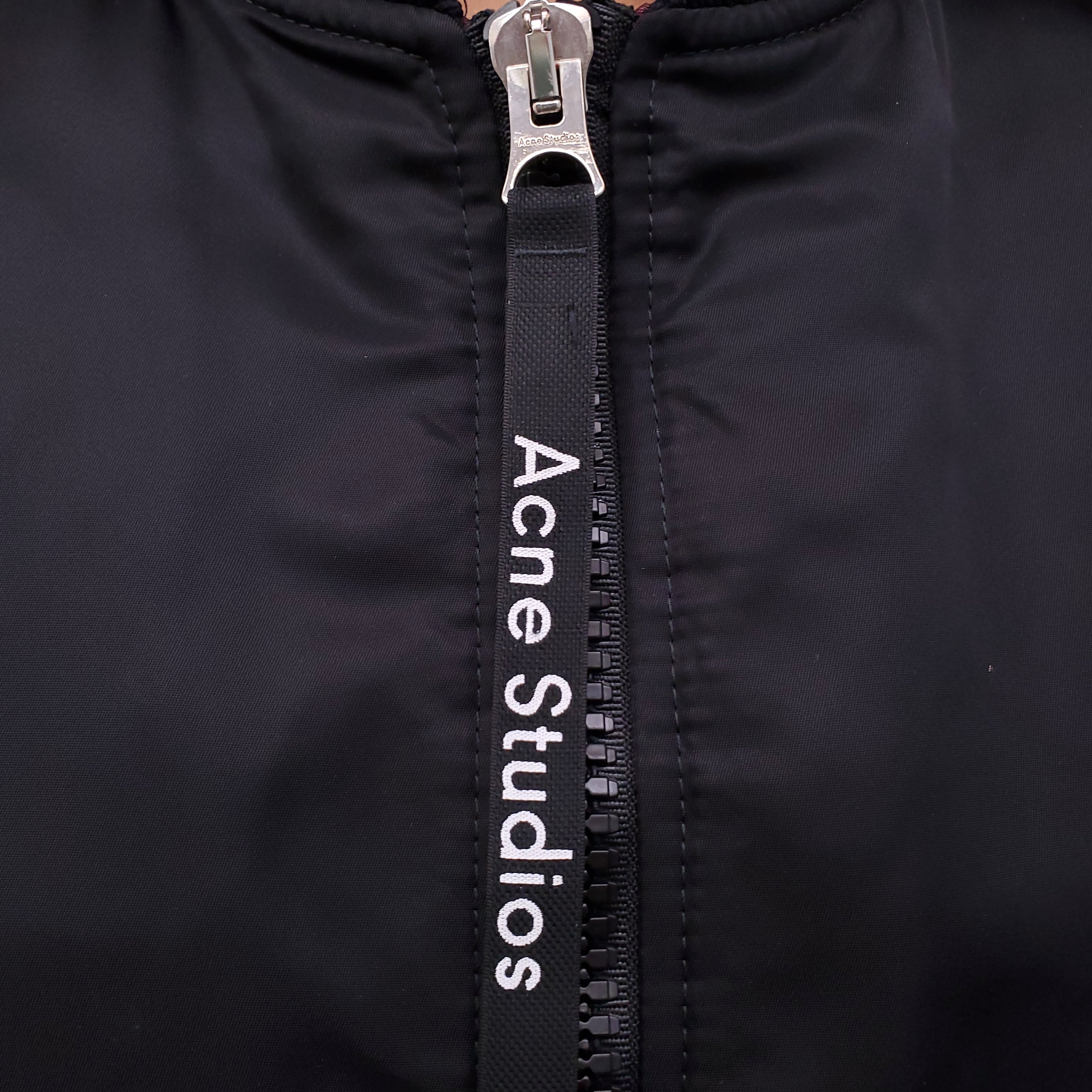 ACNE STUDIOS BLACK OVERSIZED LONG BOMBER JACKET WITH BURGUNDY INTERIOR - SIZE 32