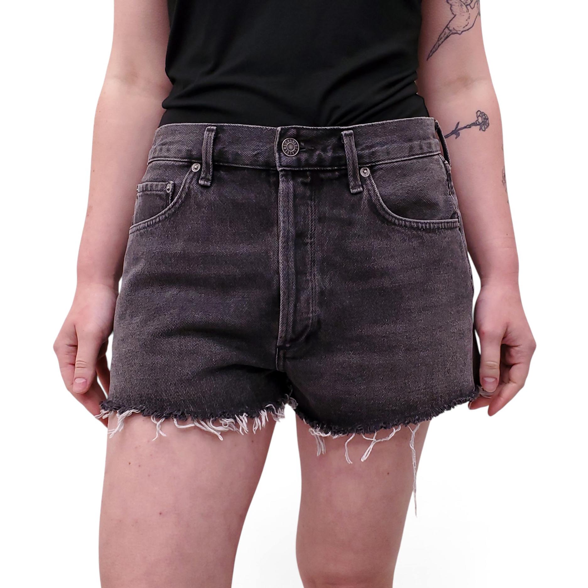 AGOLDE BLACK ACID WASH DISTRESSED DENIM SHORTS - SIZE 30