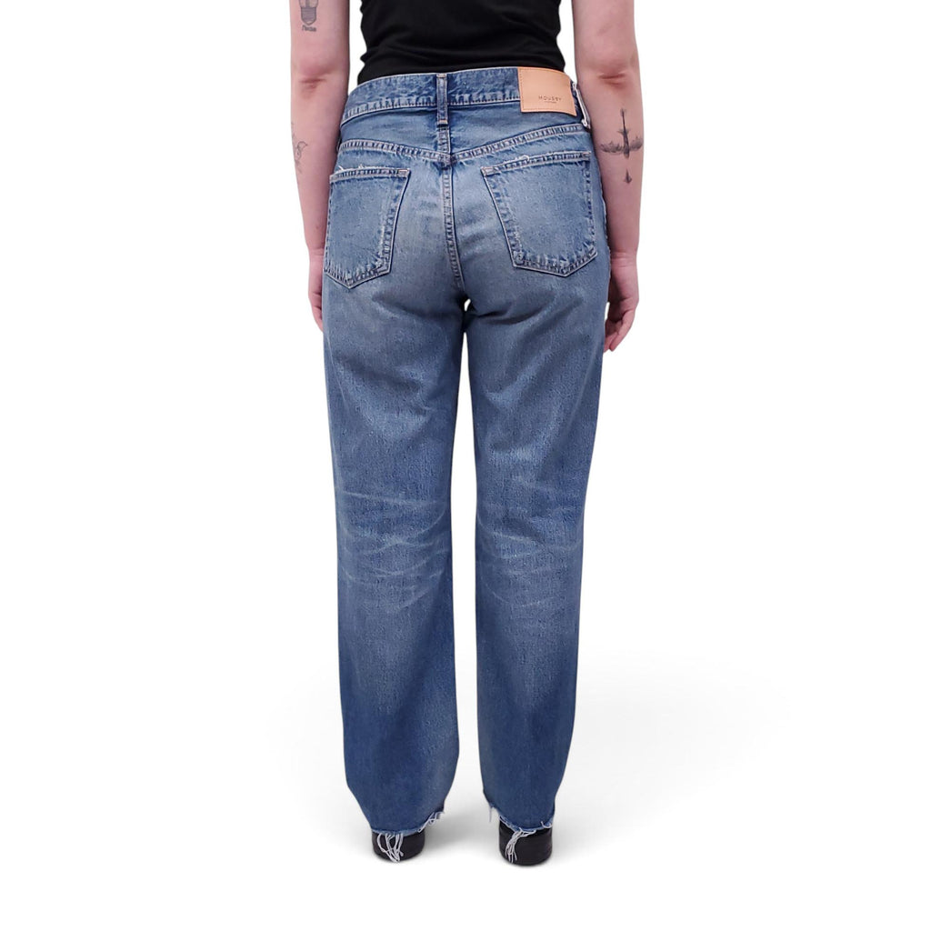 MOUSSY MEDIUM WASH PATCHED KNEE JEANS - SIZE 27
