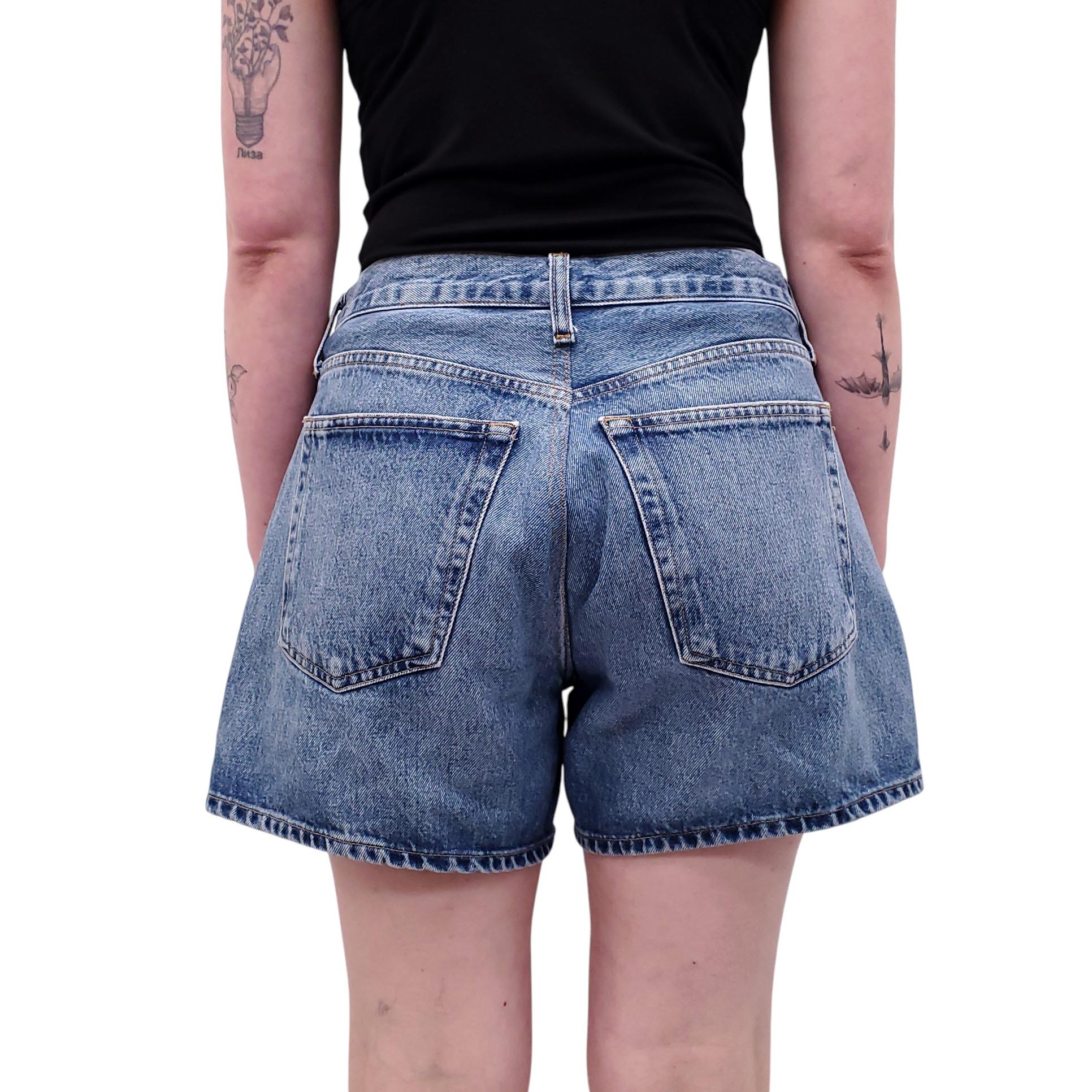 AGOLDE LIGHT WASH 'PARKER LONG' DENIM SHORTS - SIZE 29