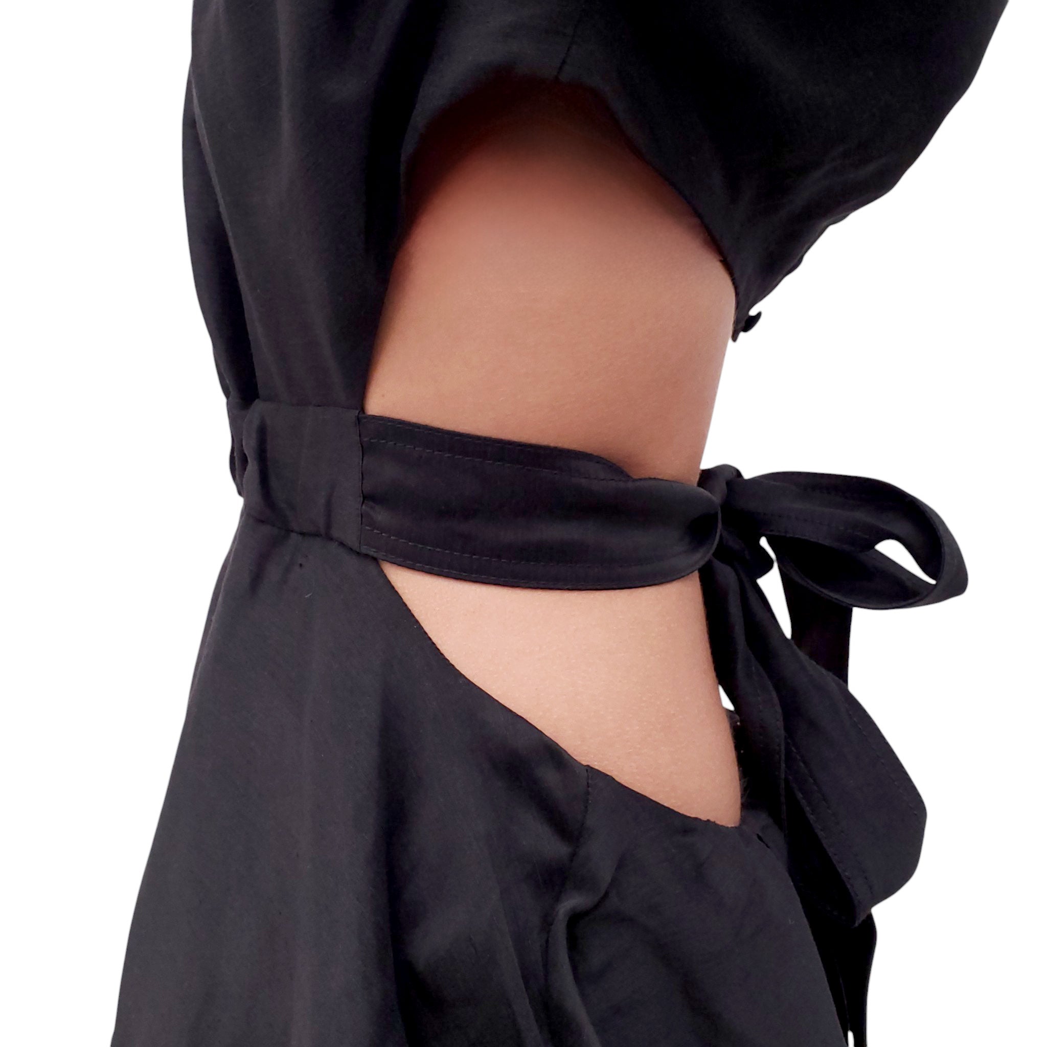 AJE BLACK BUBBLE SLEEVED DRESS - SIZE 8 US/UK 12