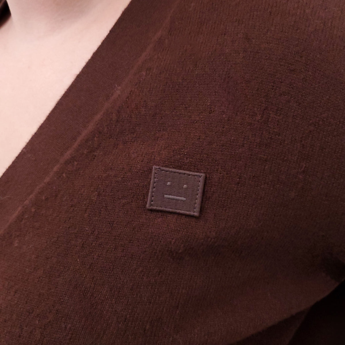 ACNE STUDIOS BROWN CARDIGAN WITH LOGO - SIZE M