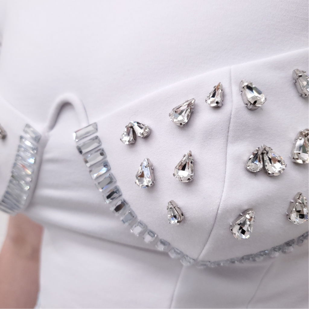 AREA WHITE CRYSTAL EMBELLISHED JERSEY T-SHIRT - SIZE S