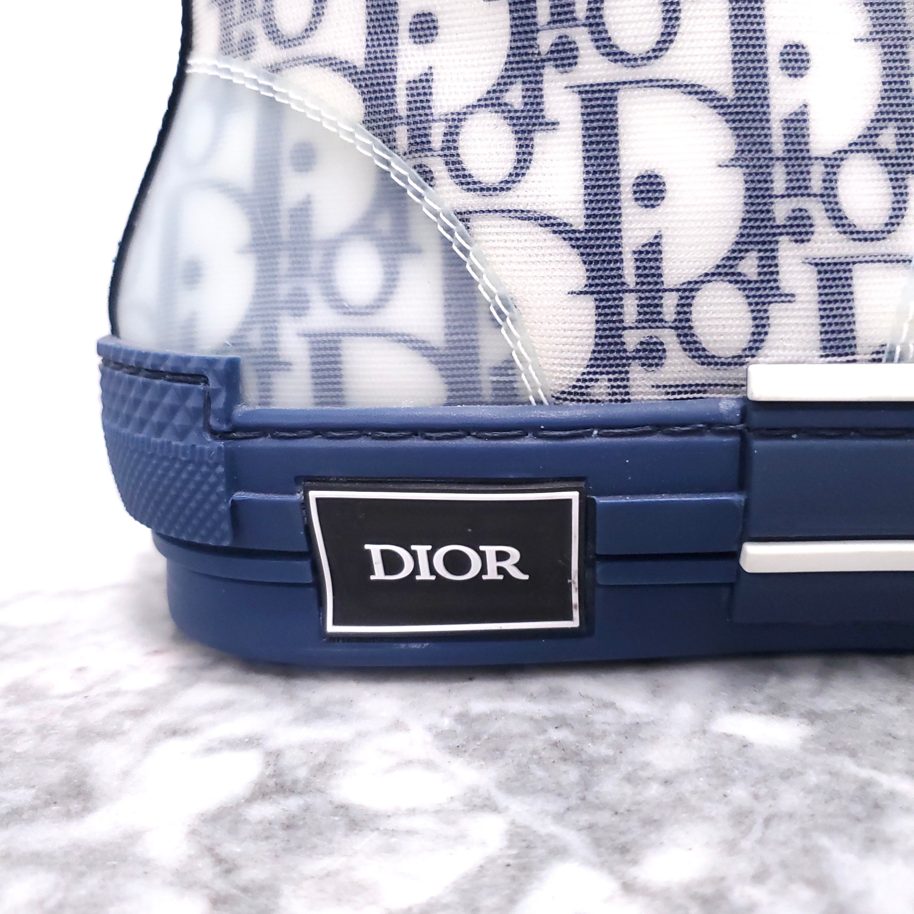 CHRISTIAN DIOR NAVY AND WHITE OBLIQUE SNEAKERS - SIZE 40