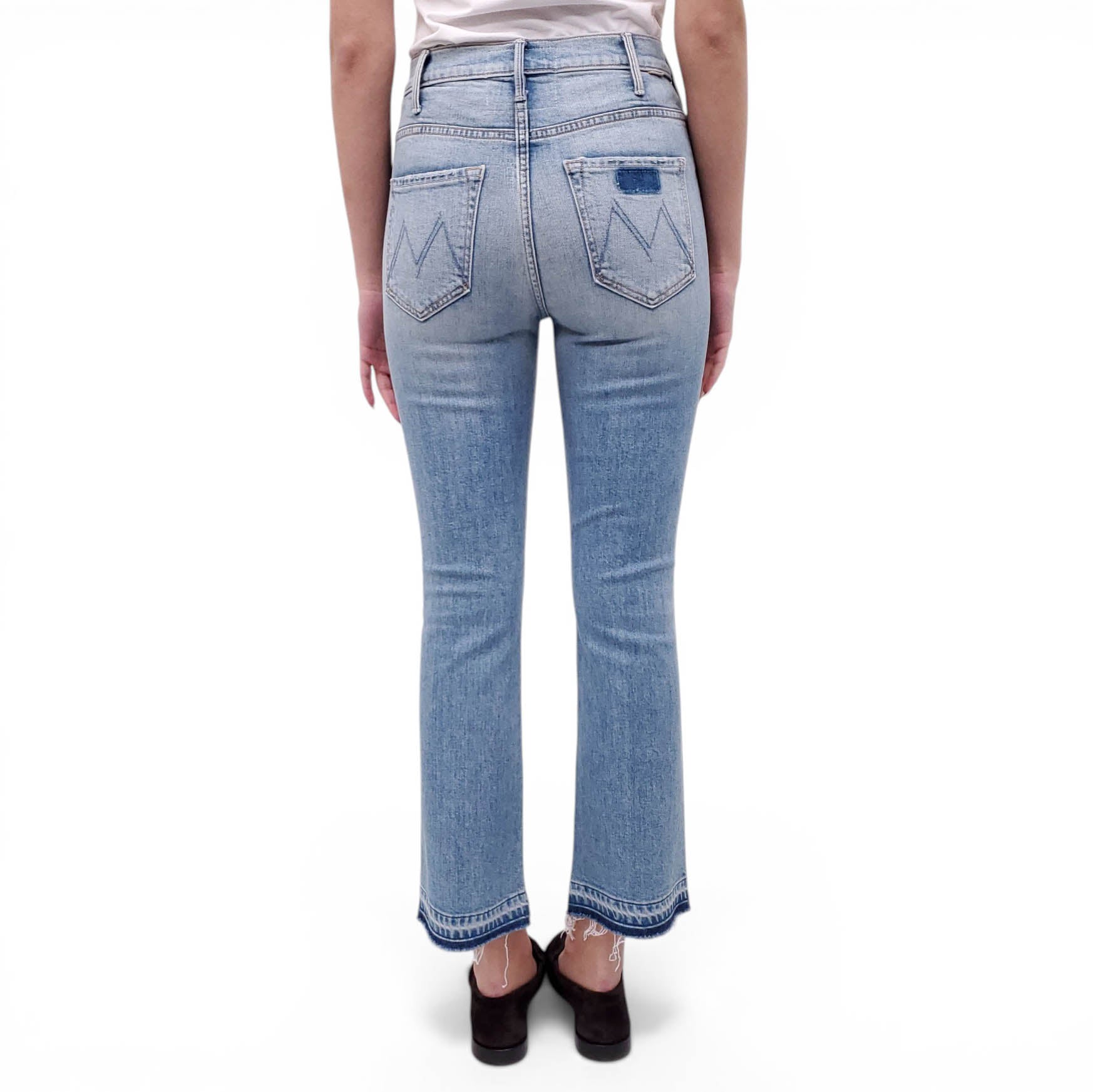 MOTHER SUPERIOR LIGHT WASH 'THE HUSTLER ANKLE UNDONE HEM' JEANS - SIZE 26