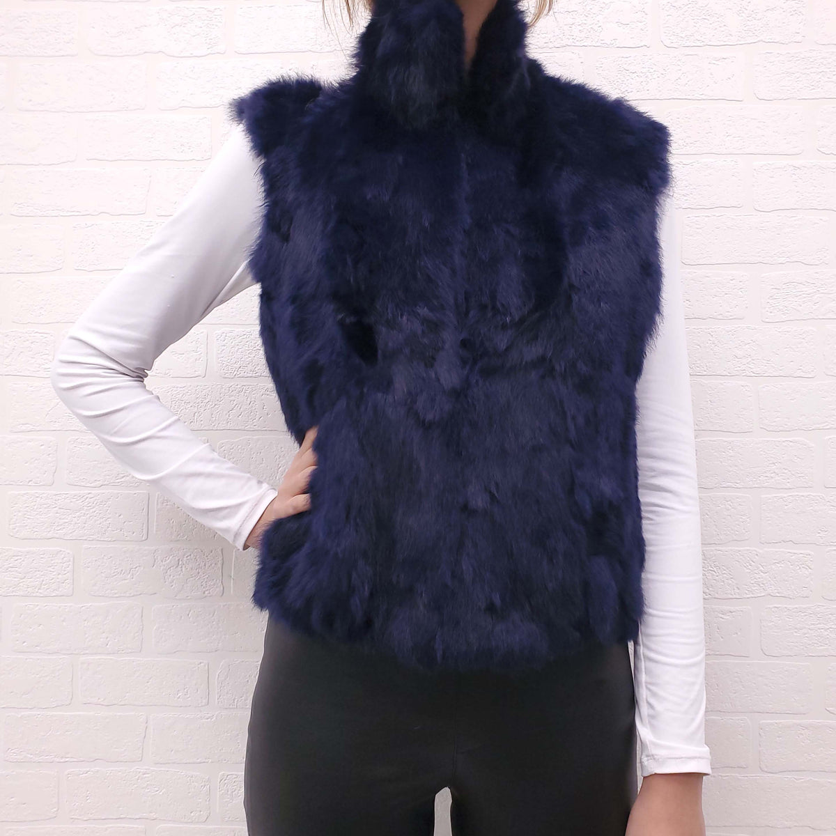 ADRIENNE LANDAU NAVY RABBIT FUR VEST - SIZE M – Rewind Couture