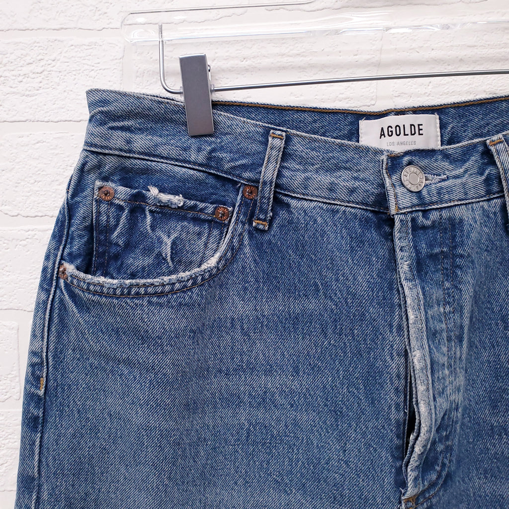 AGOLDE 'RILEY CROPPED' BLUE JEANS - SIZE 30