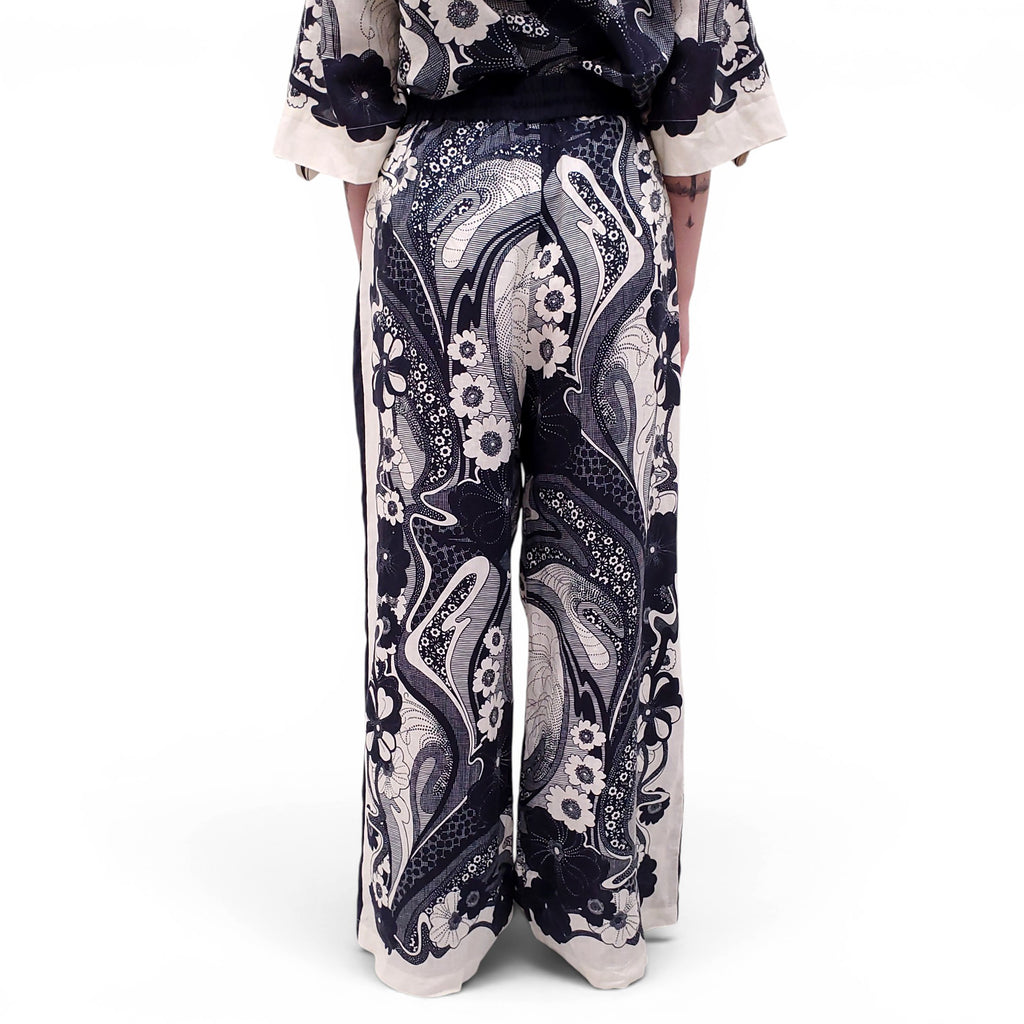ALEMAIS CREAM AND NAVY FLAX LINEN FLORAL SET - SIZE 12