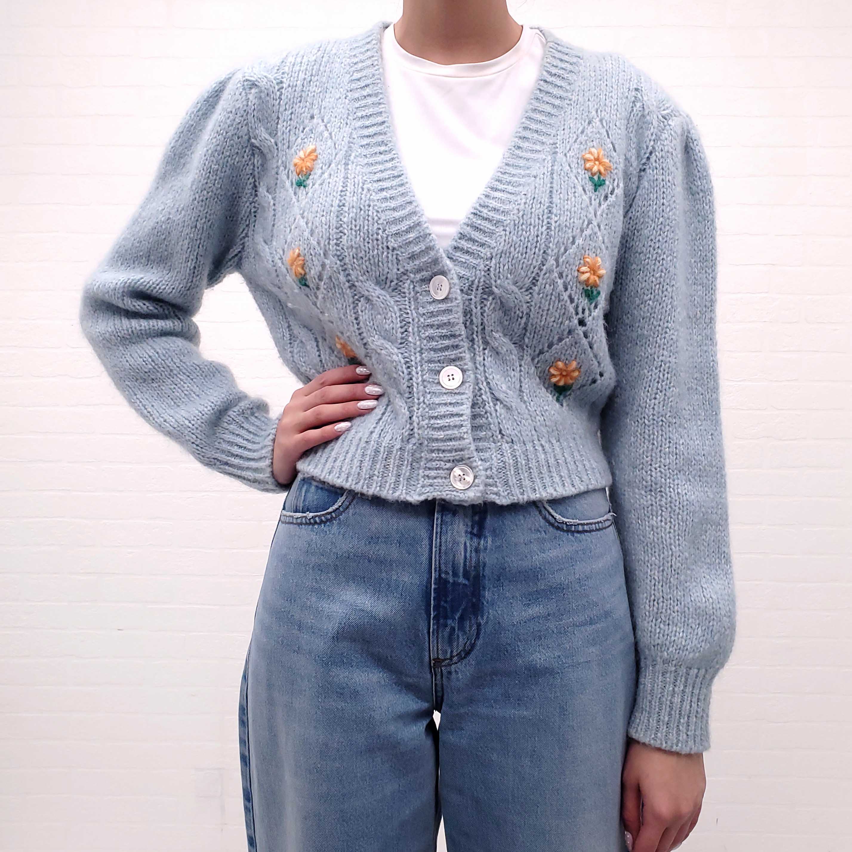 ALESSANDRA RICH BLUE FLORAL KNIT CARDIGAN - SIZE 40