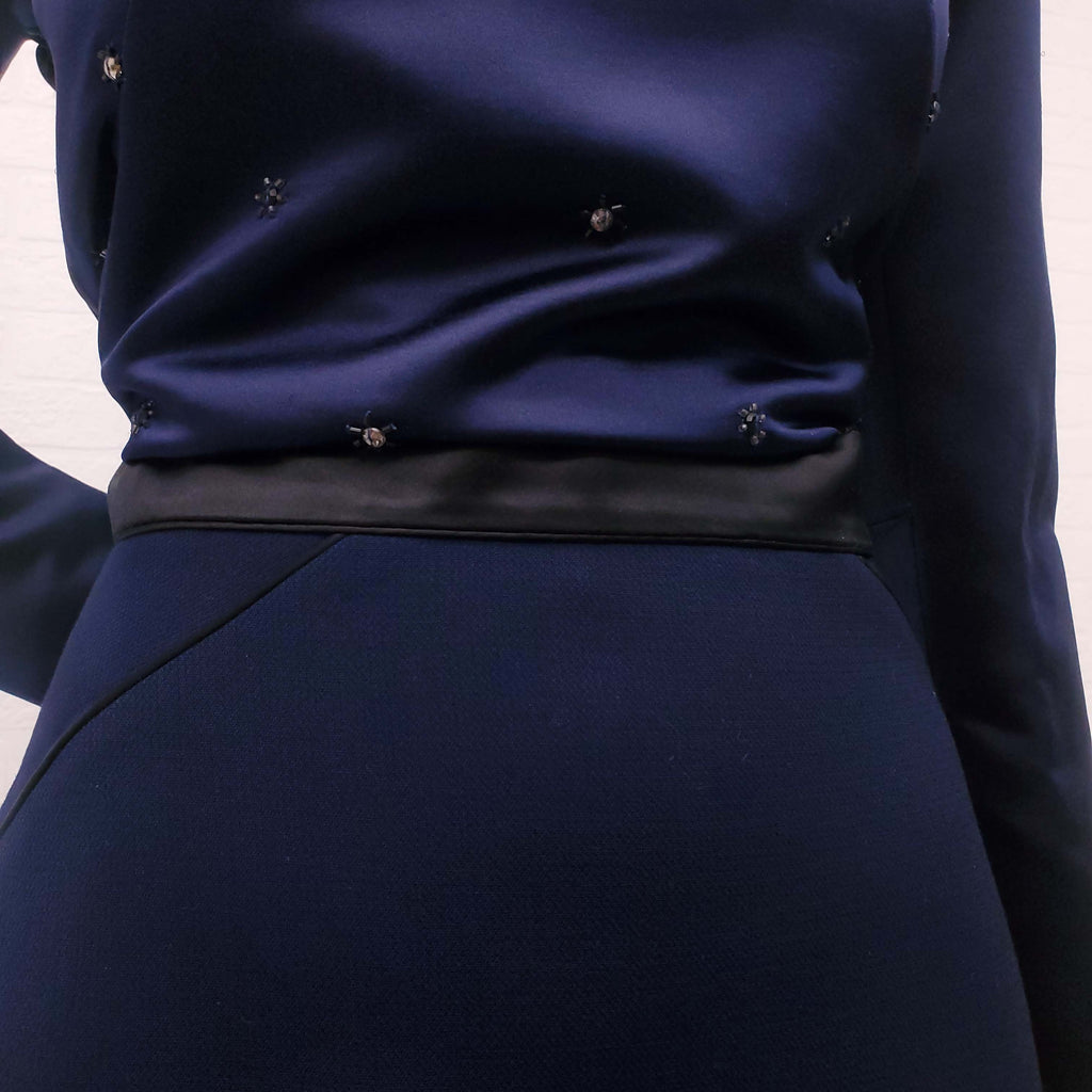 AQUILANO RIMONDI NAVY SEQUIN BLOUSE WITH MATCHING SKIRT - SIZE 42