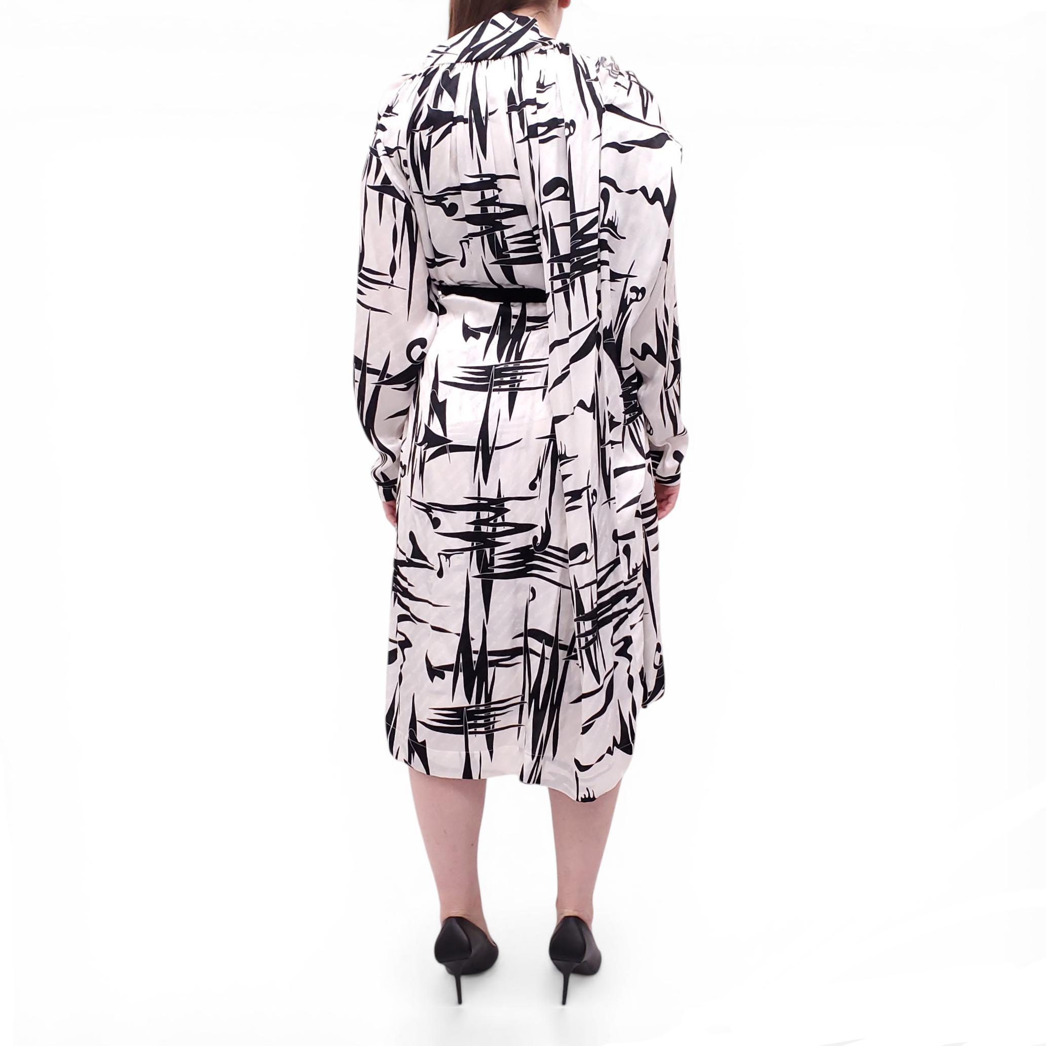 BALENCIAGA BLACK AND WHITE LOGO SILK PATTERNED DRESS - SIZE 36