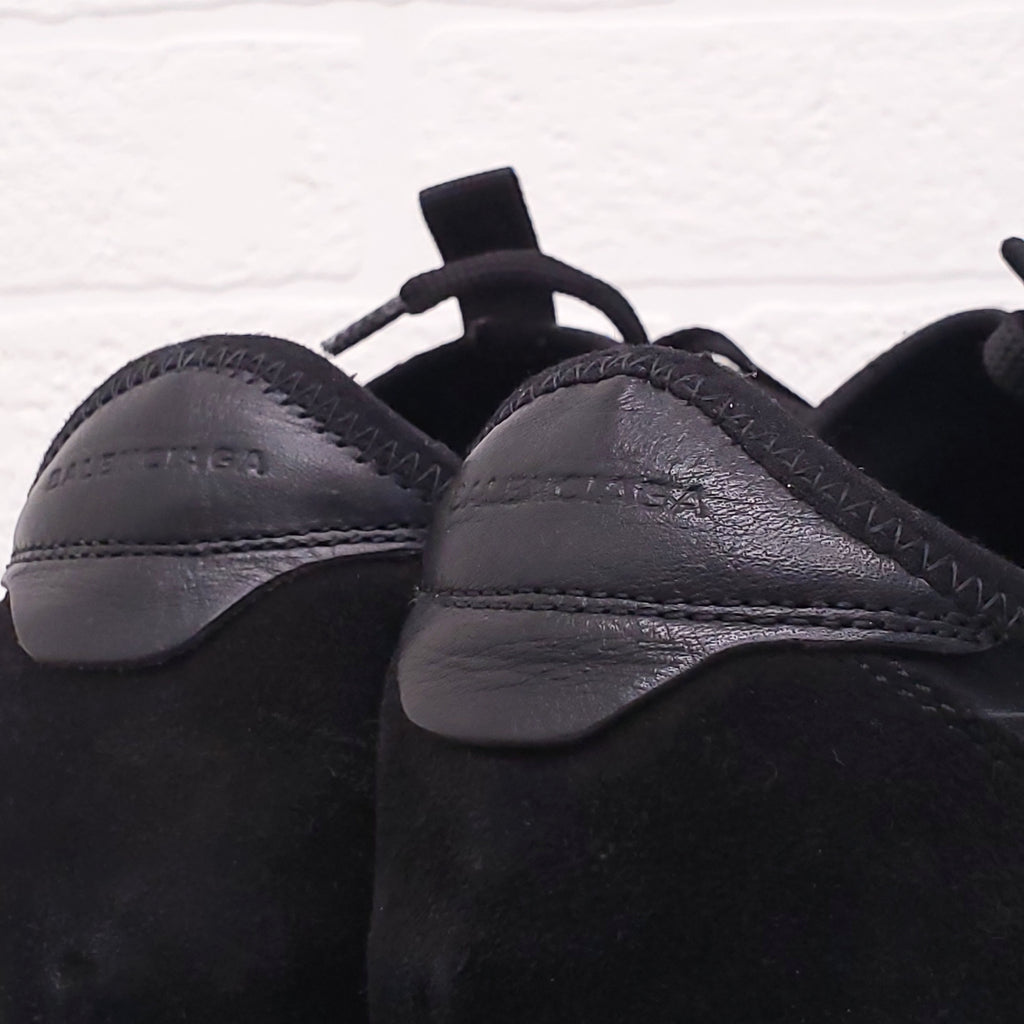 BALENCIAGA BLACK LEATHER AND ELASTIC SNEAKERS - SIZE 38