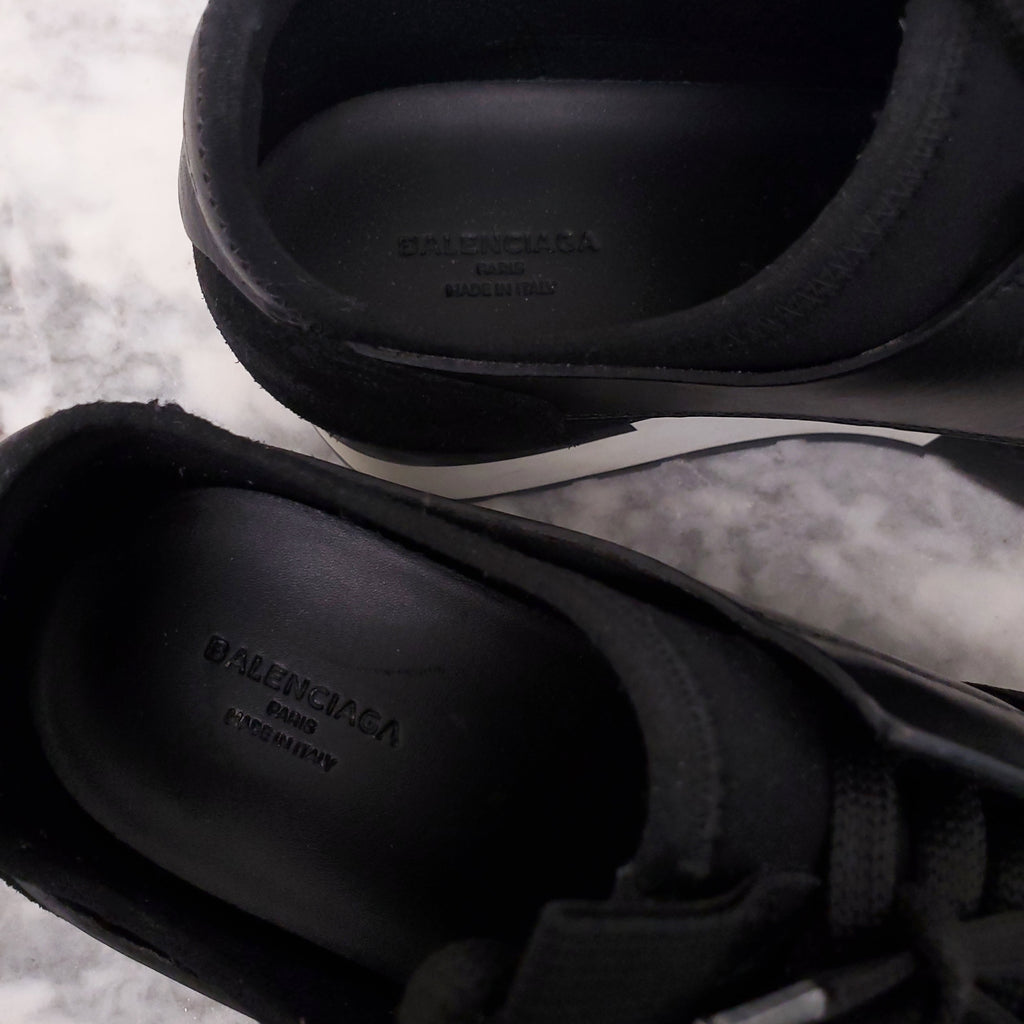 BALENCIAGA BLACK LEATHER AND ELASTIC SNEAKERS - SIZE 38