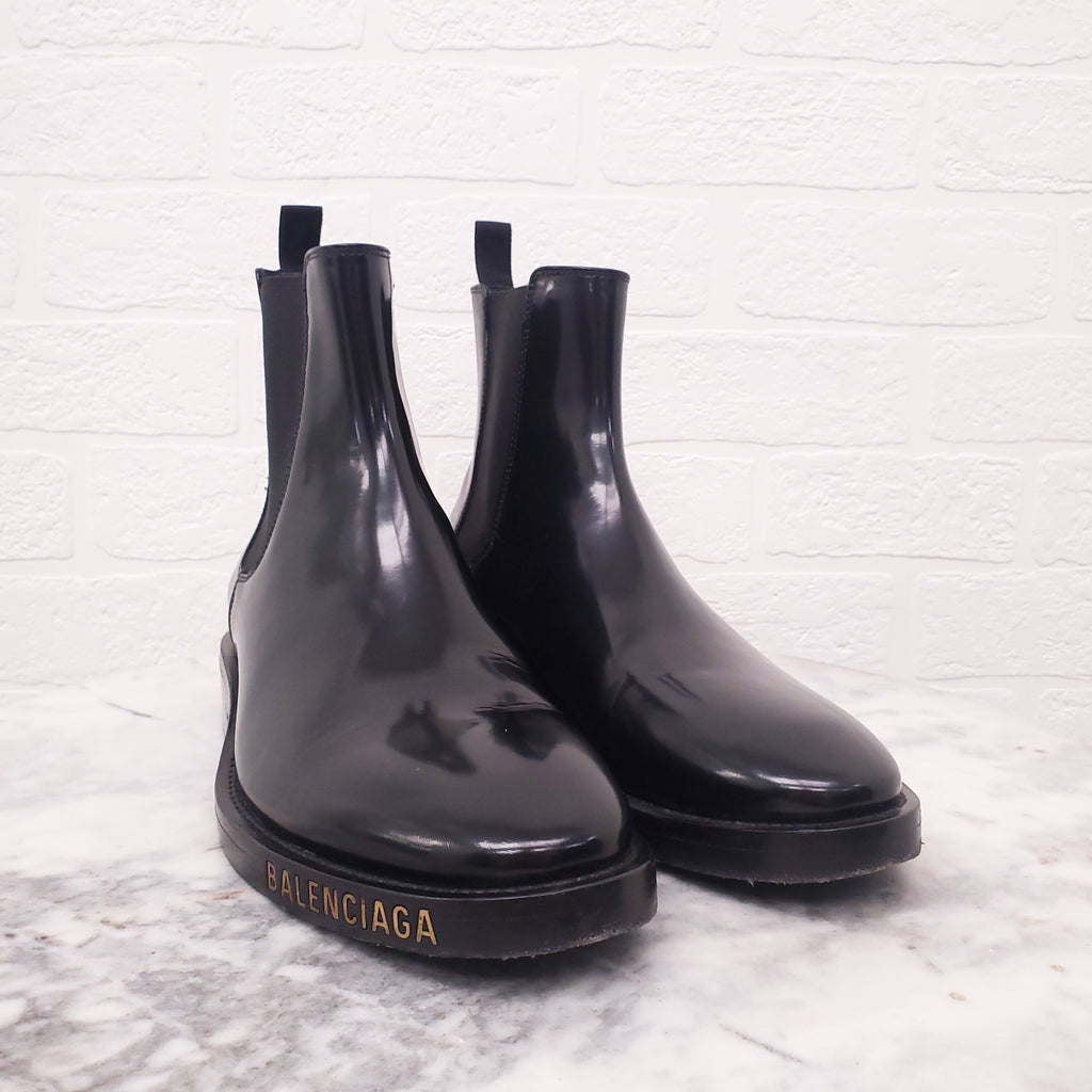 BALENCIAGA BLACK LEATHER CHELSEA BOOTS WITH LOGO - SIZE 38