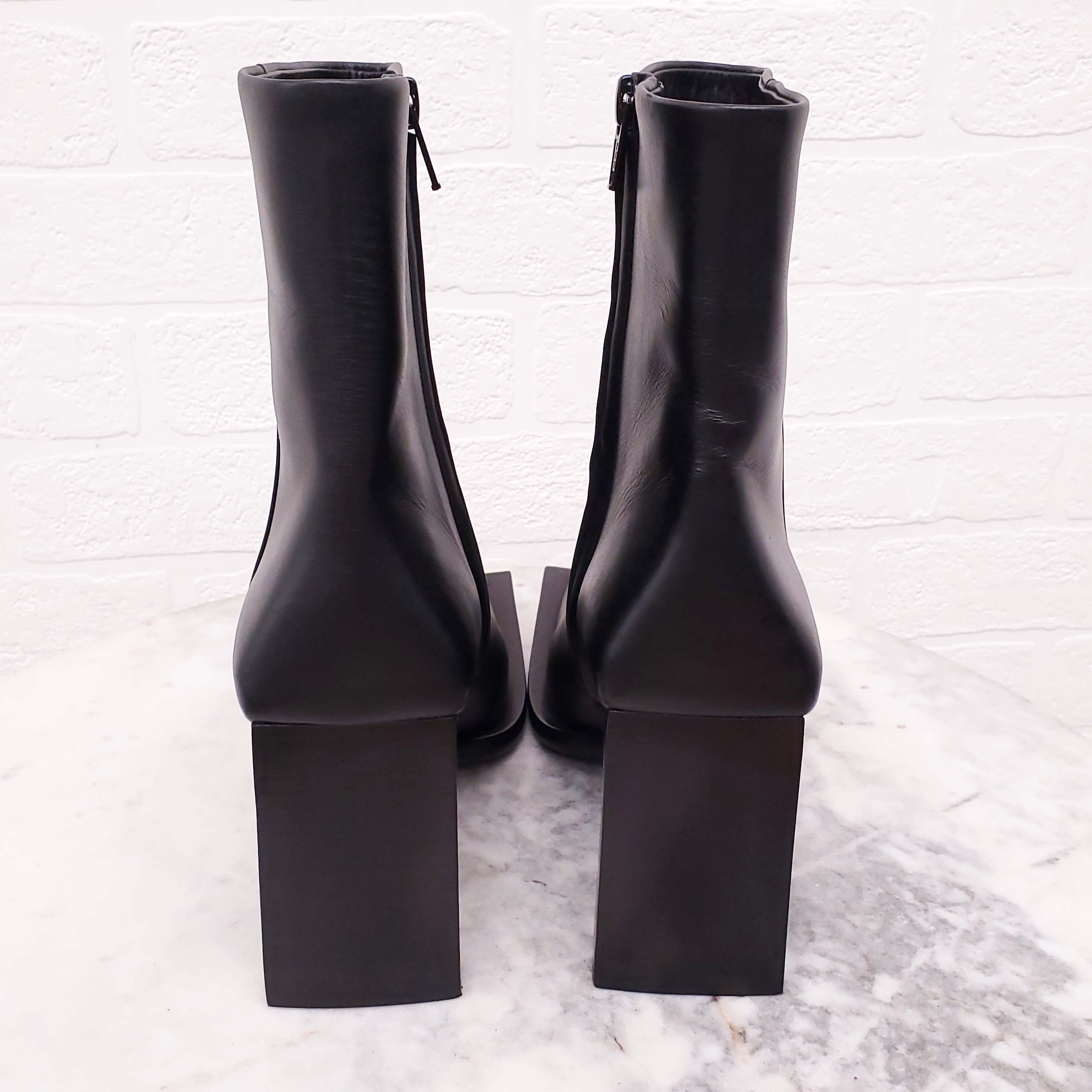 BALENCIAGA BLACK LEATHER LOGO SQUARE TOE BOOTS - SIZE 36C