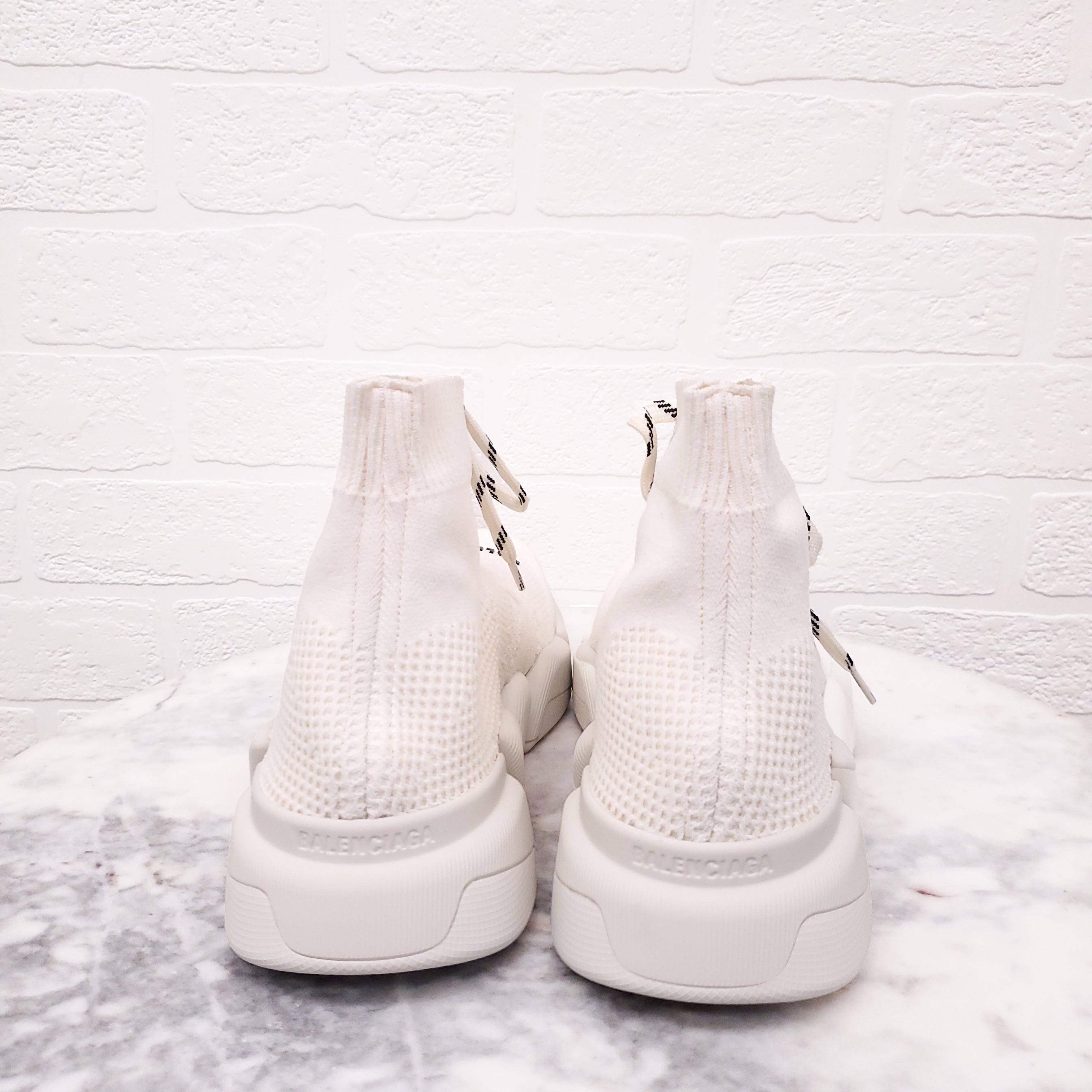 BALENCIAGA CREAM 'SPEED 2.0 LACE UP' KNIT SNEAKERS - SIZE 40 C