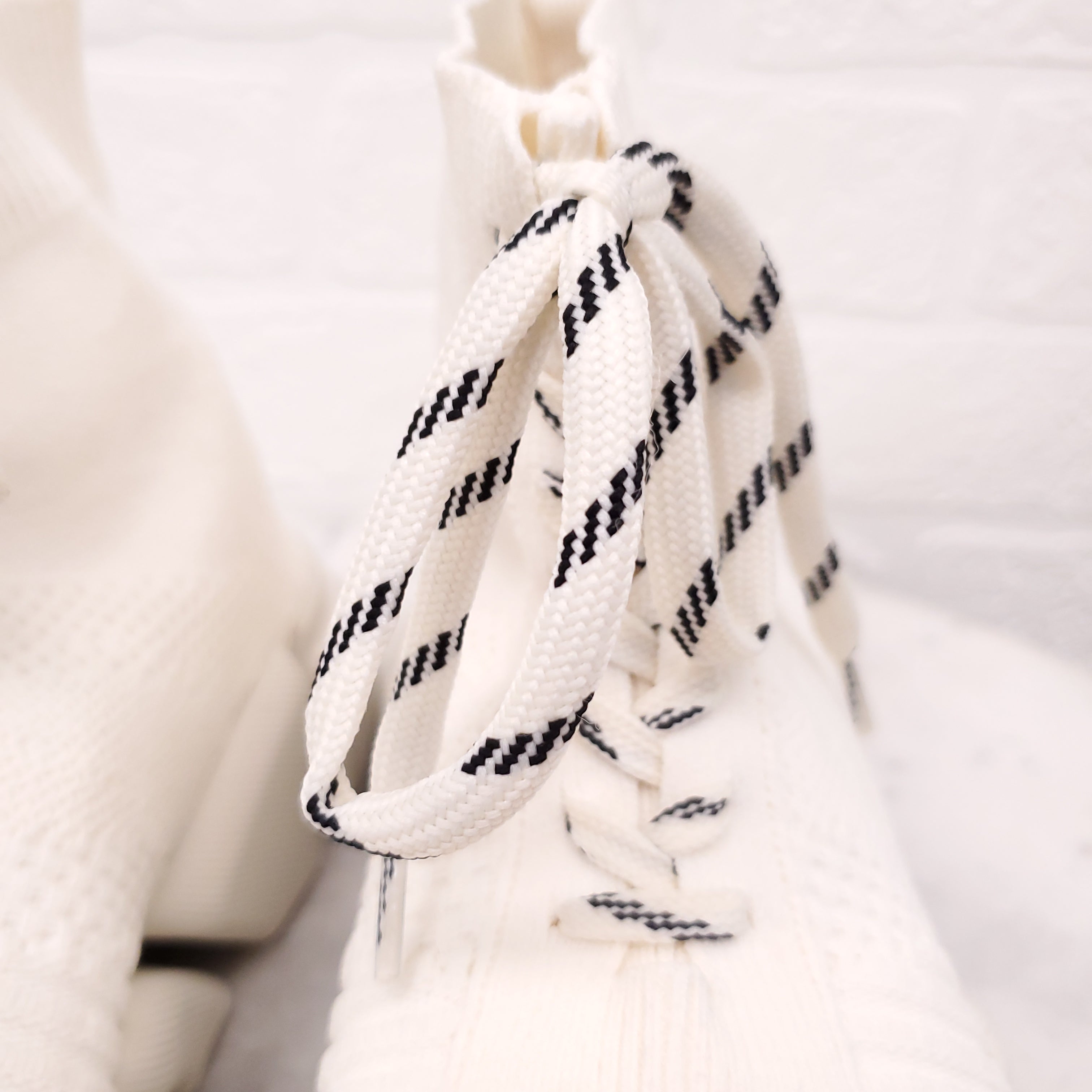 BALENCIAGA CREAM 'SPEED 2.0 LACE UP' KNIT SNEAKERS - SIZE 40 C