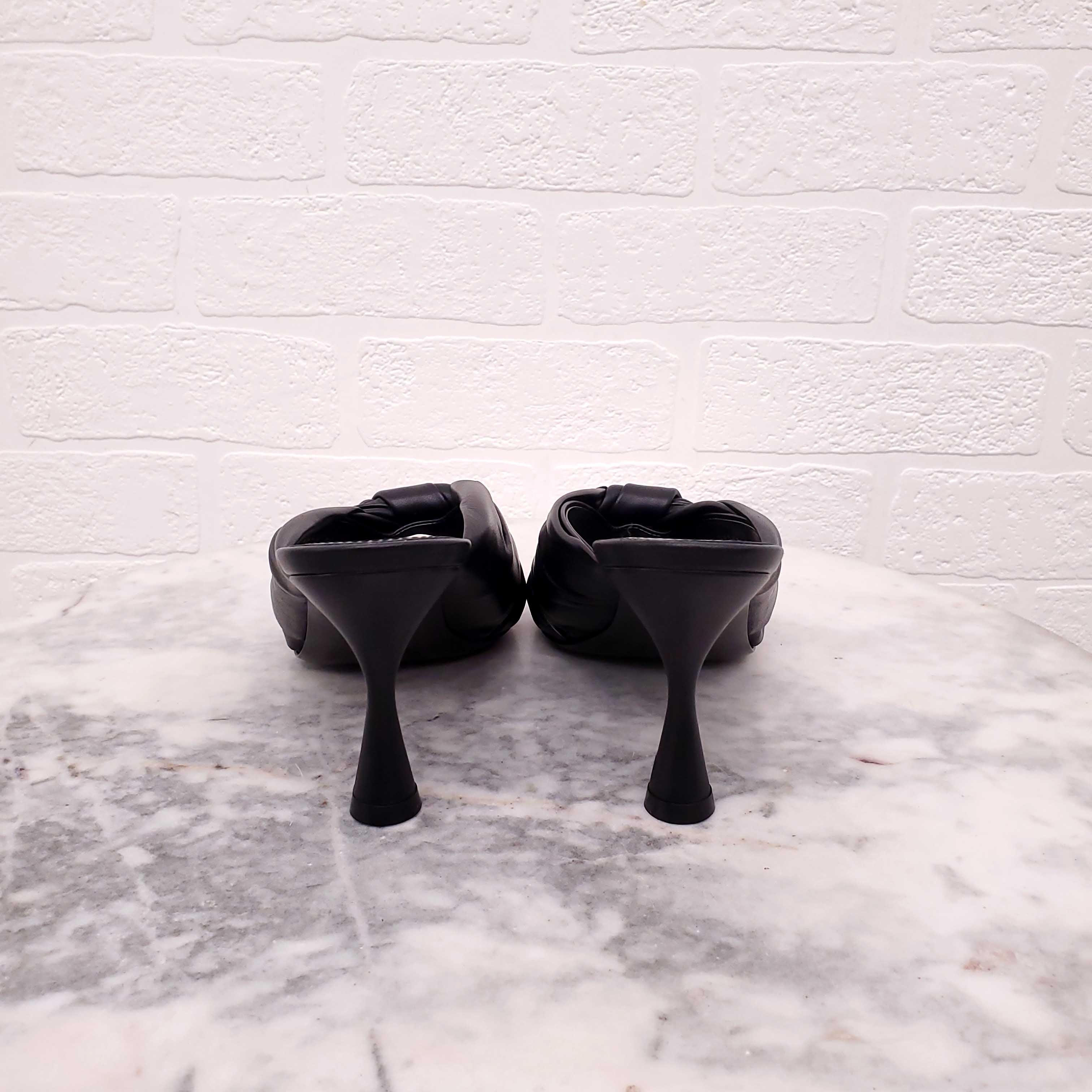 BALENCIAGA DRAPPY SANDAL - SIZE 36