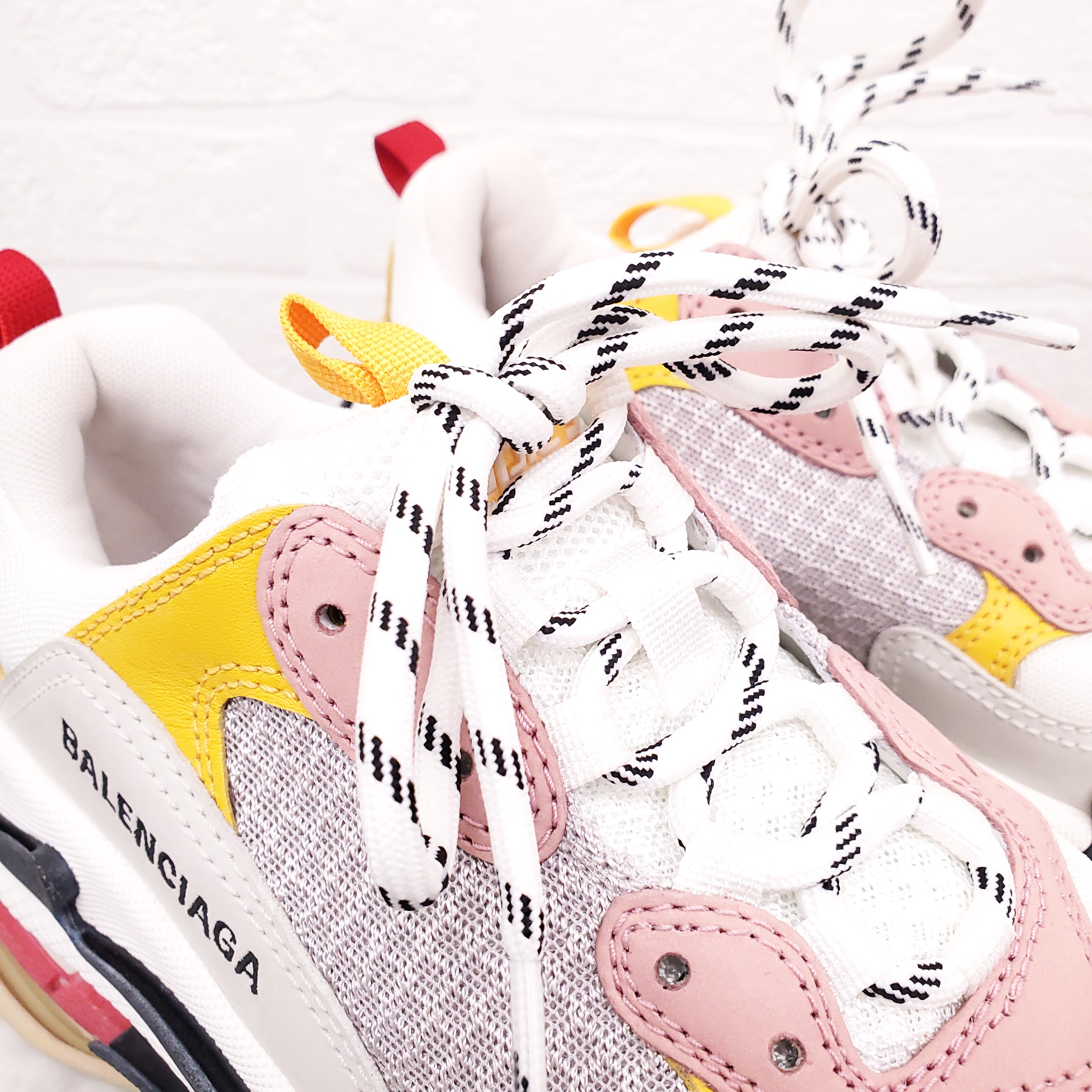 BALENCIAGA MESH/ROSE FLUO CLEAR SOLE SNEAKERS - SIZE 40