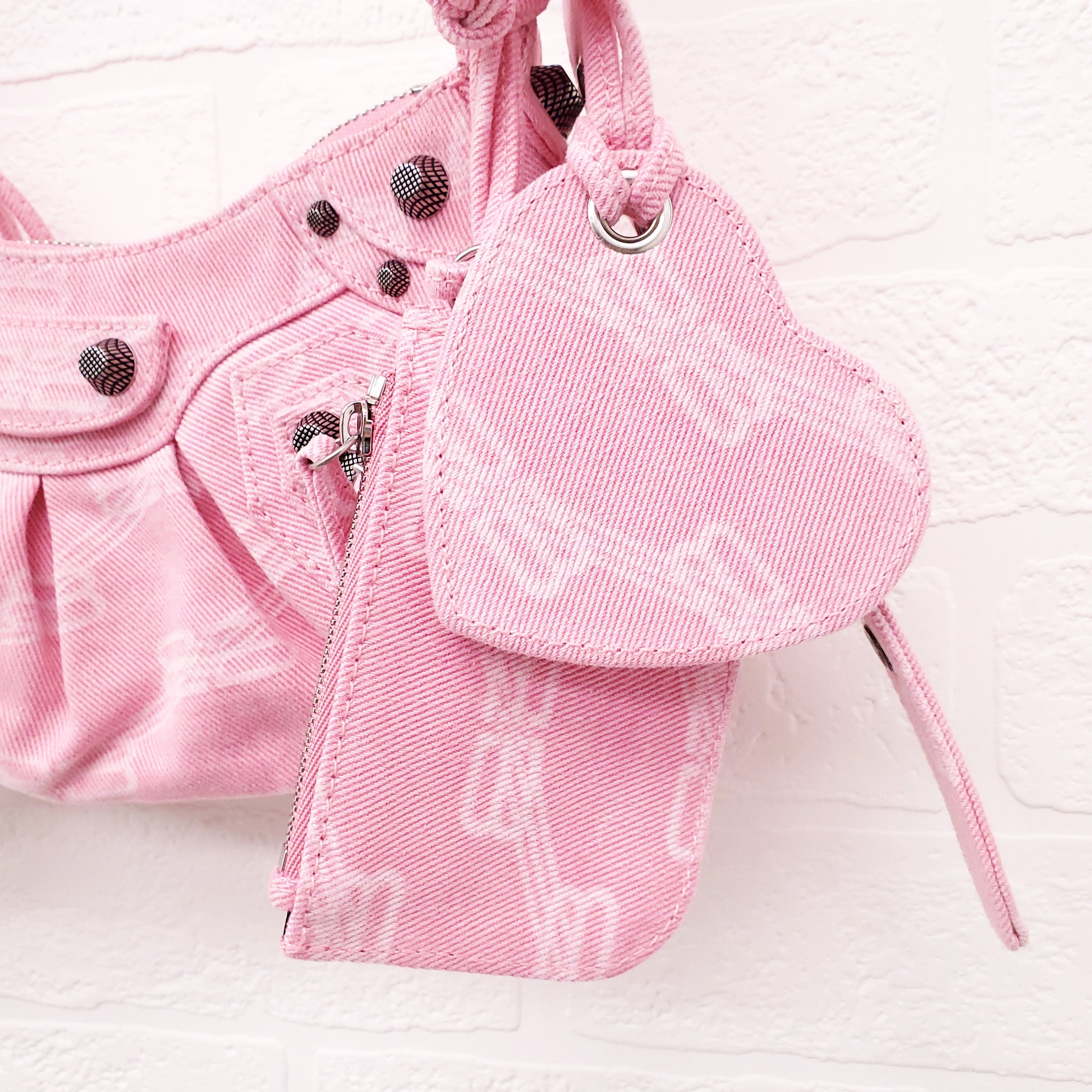 【関税&送料込】Balenciaga Wide-Leg Baby Pink Jeans Pink Balenciaga Jeans for Women | Lyst