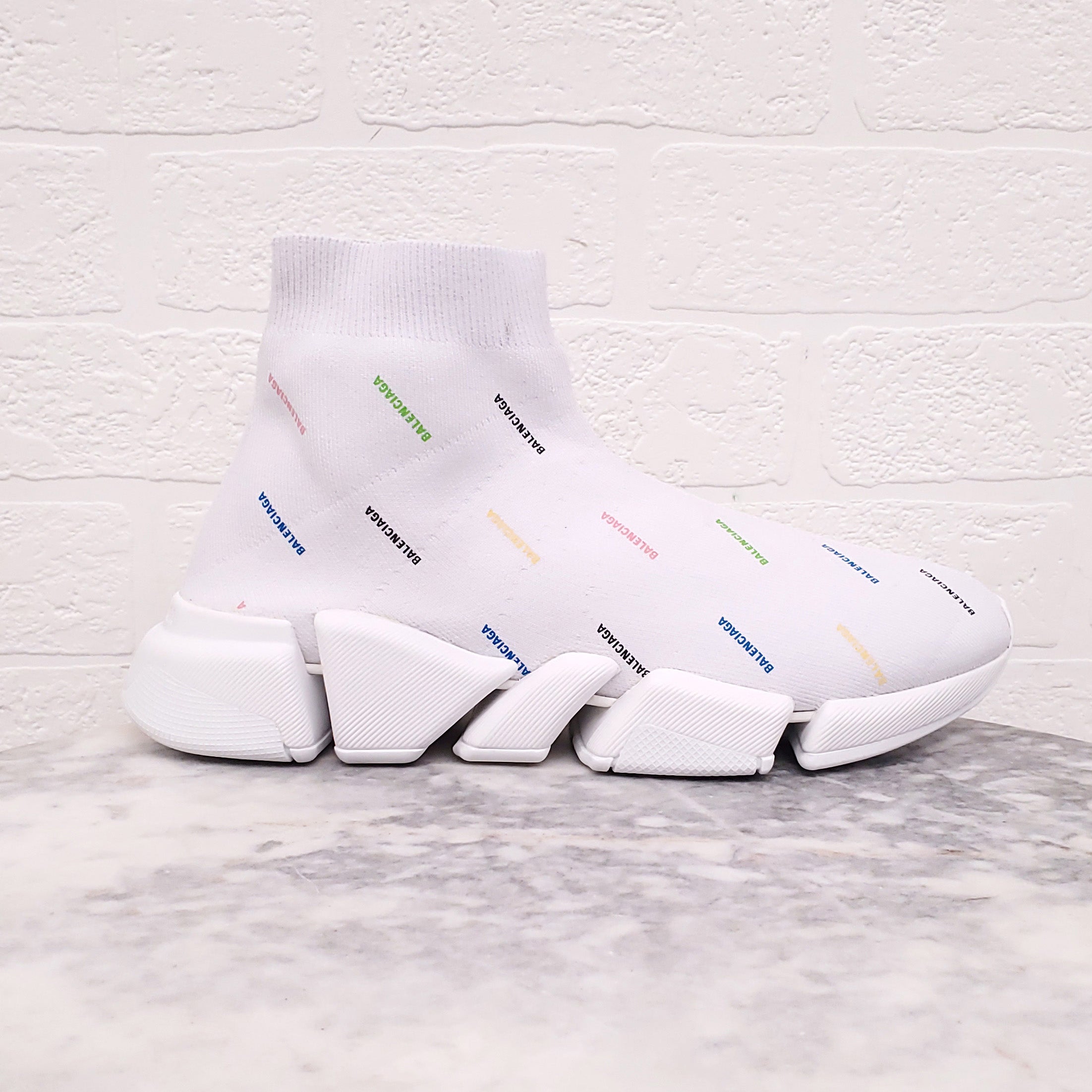 BALENCIAGA WHITE RAINBOW LOGO SOCK SNEAKERS - SIZE 40