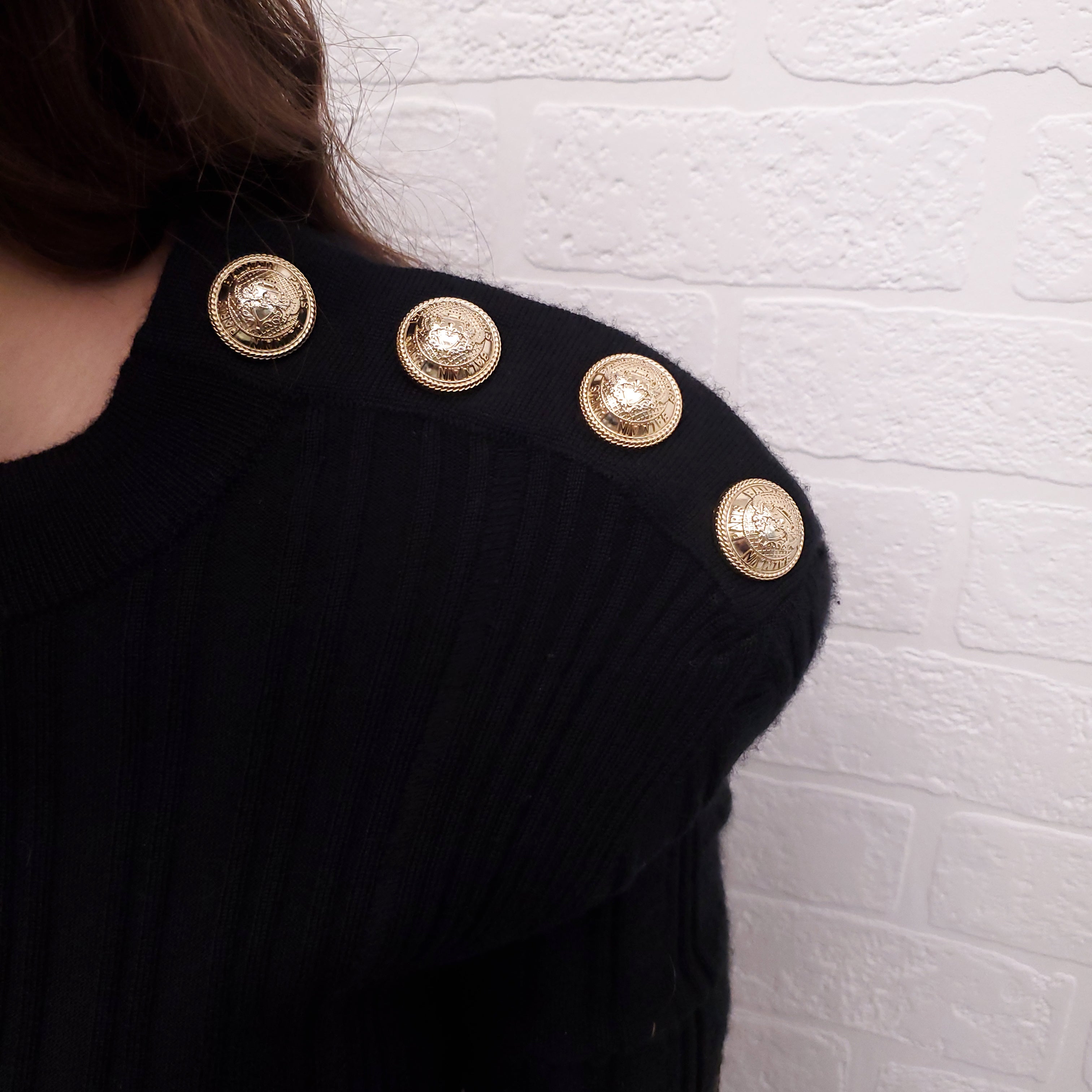 BALMAIN BLACK SHORT SLEEVE LONG DRESS WITH GOLD LOGO BUTTONS AND METALLIC DETAIL - SIZE 40