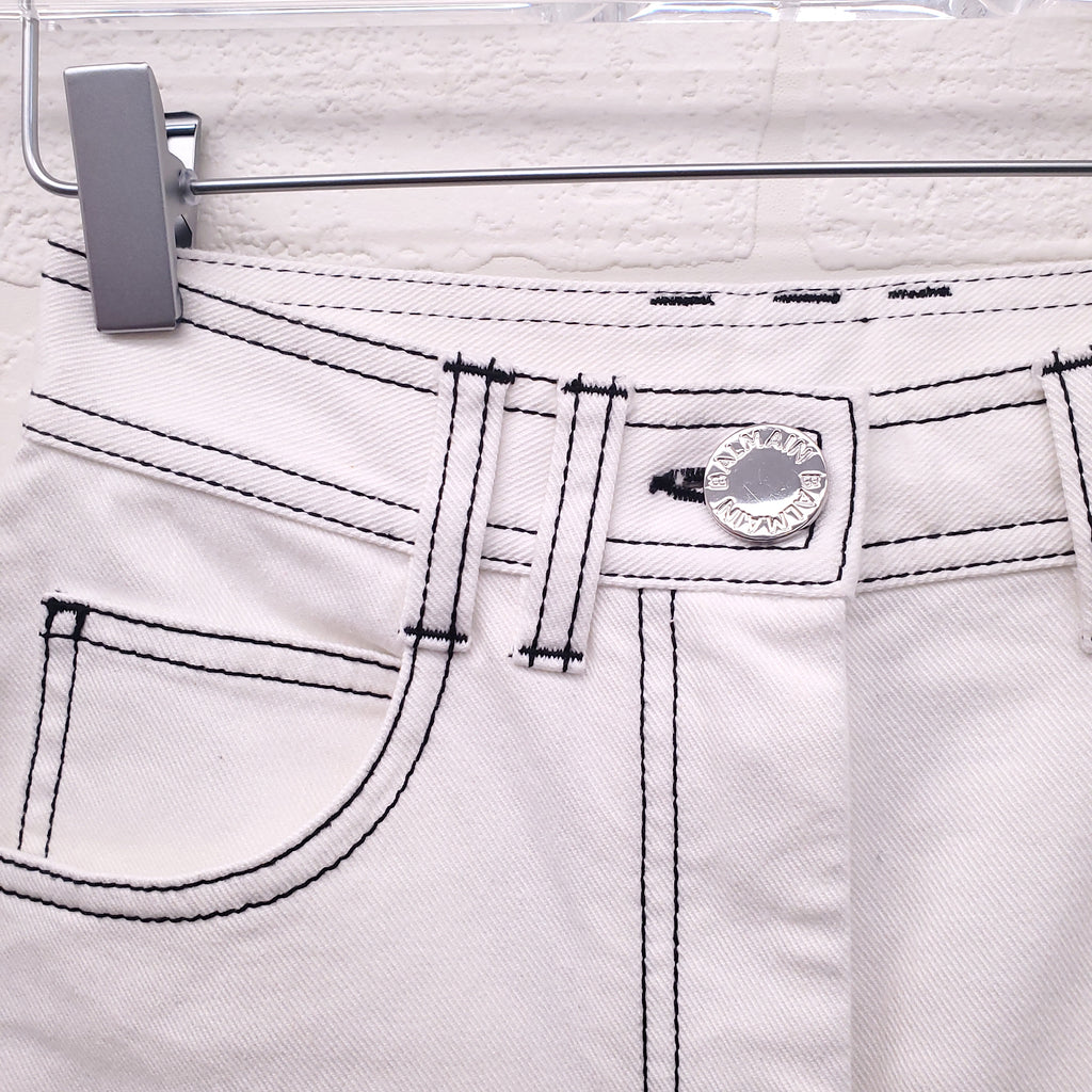 BALMAIN WHITE JEANS WITH BLACK STITCHING - SIZE 34