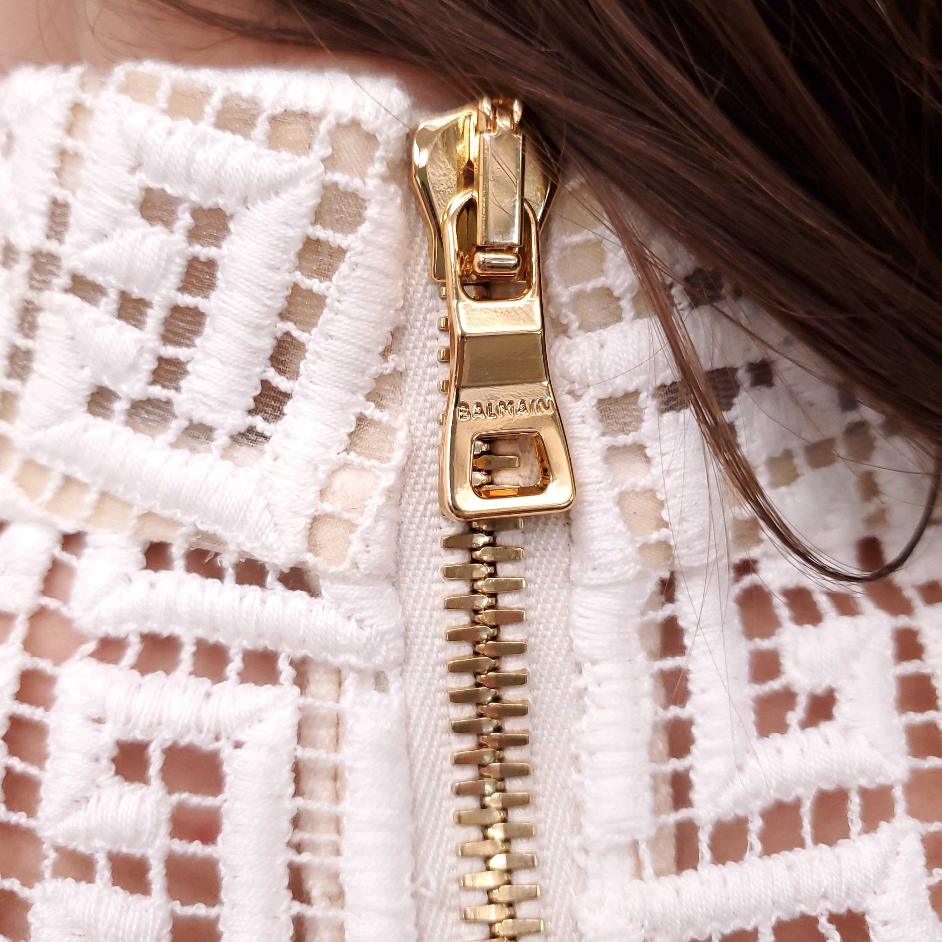 BALMAIN WHITE LOGO EYELET TOP WITH EXAGGERATED SHOULDERS - SIZE 34