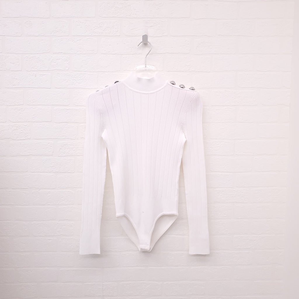 BALMAIN WHITE MOCK TURTLENECK KNIT BODYSUIT WITH SILVER BUTTONS - SIZE 36
