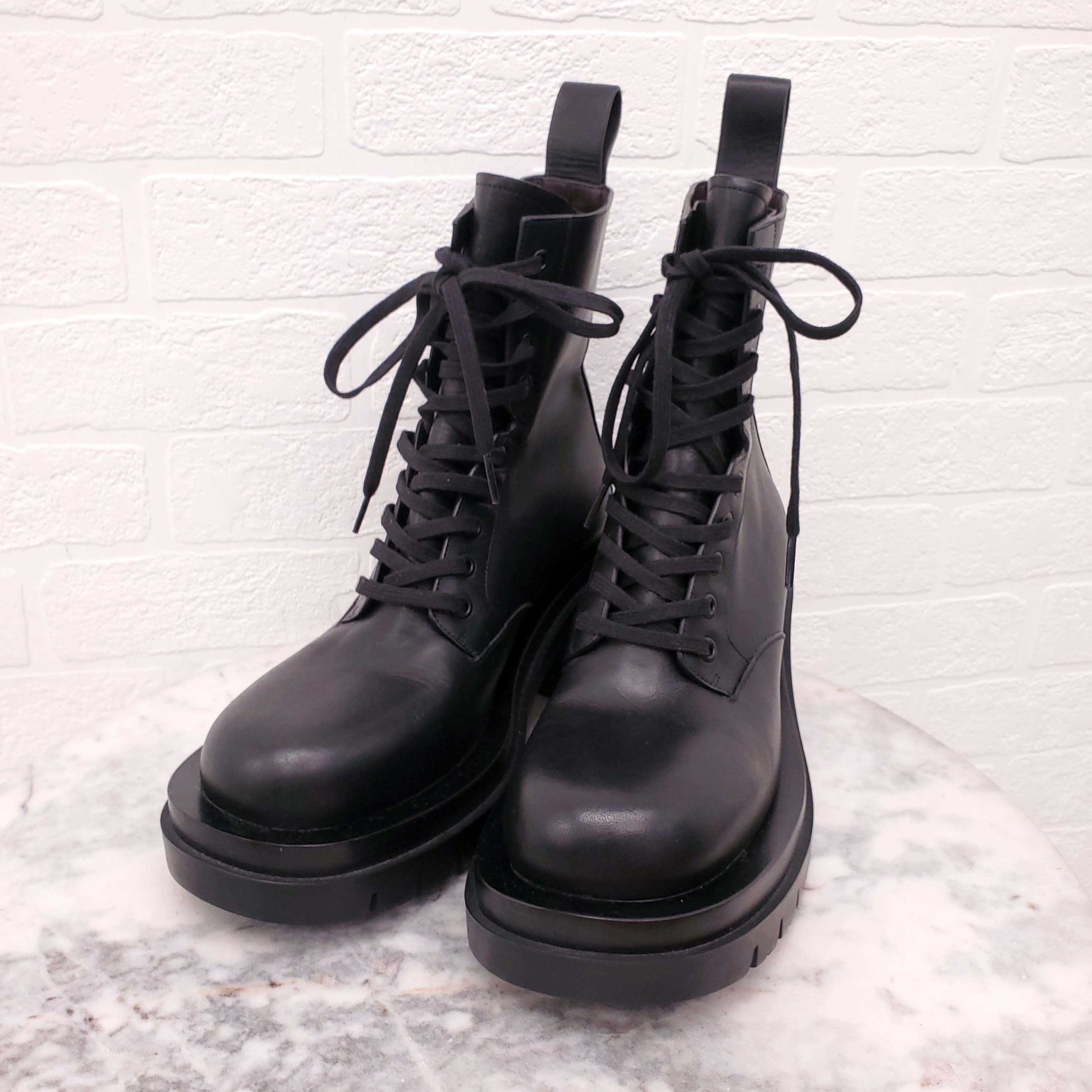 BOTTEGA VENETA BLACK CHUNKY MILITARY BOOTS - SIZE 40.5