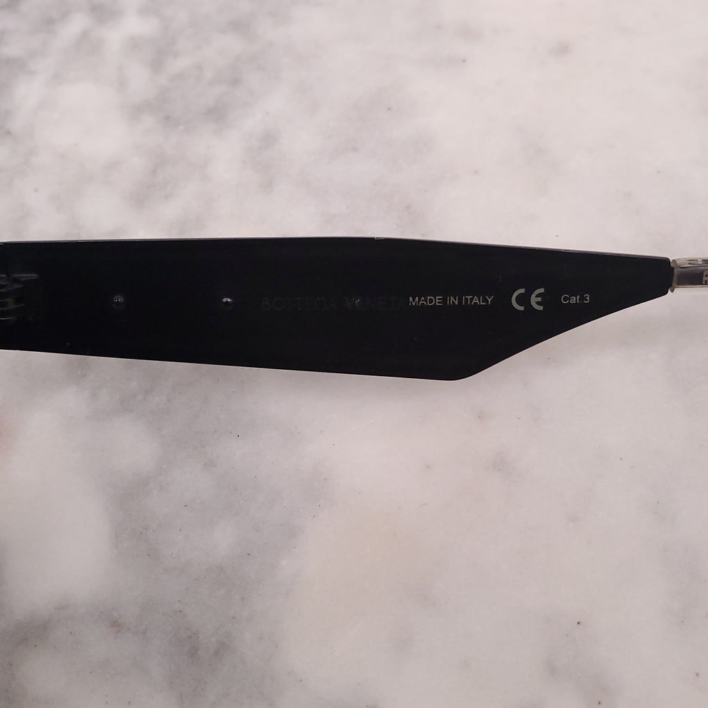 BOTTEGA VENETA BLACK SUNGLASSES