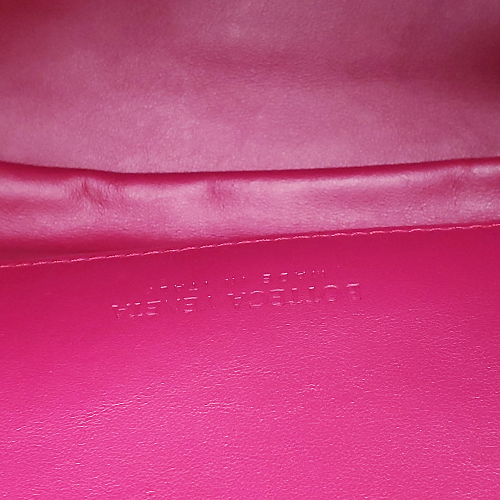 BOTTEGA VENETA FUSCIA 2WAY BEAK BAG