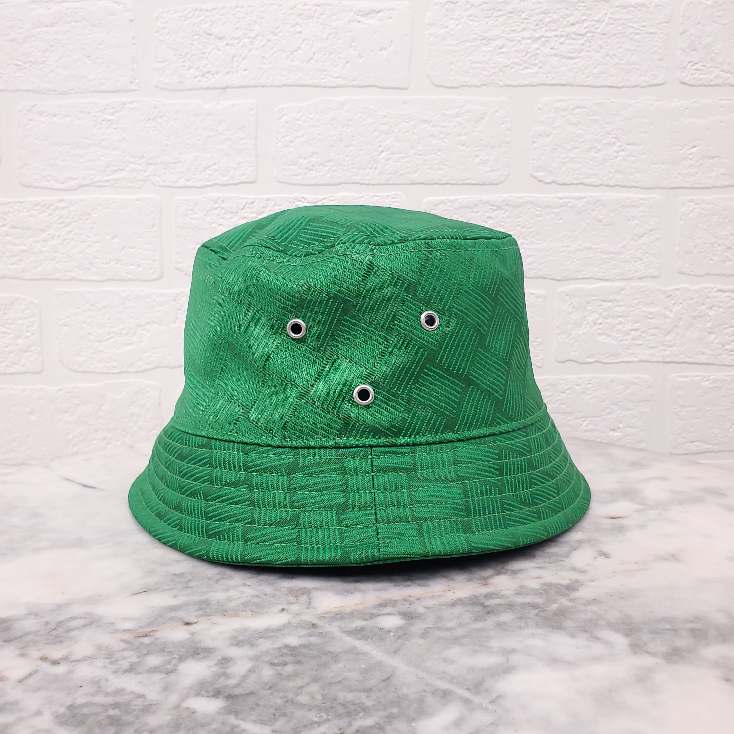 BOTTEGA VENETA GREEN BUCKET HAT - SIZE L