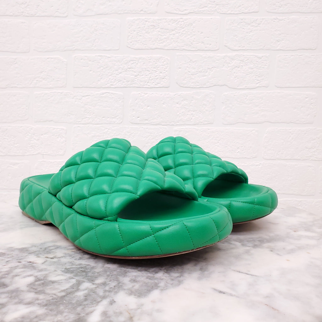 BOTTEGA VENETA GREEN LEATHER QUILTED SLIDES - SIZE 41