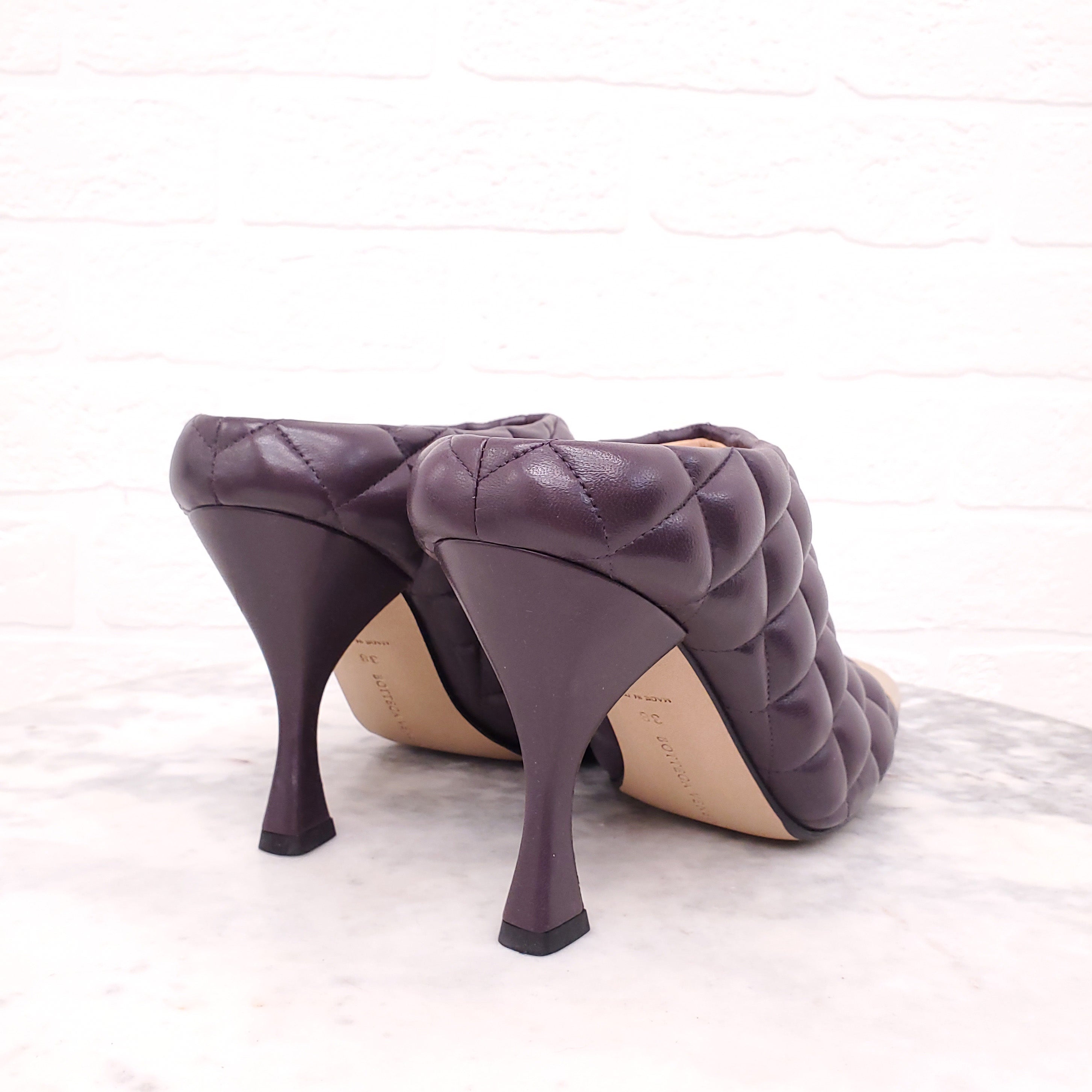BOTTEGA VENETA PLUM STITCHED 'MATELASSE' PUMP - SIZE 38