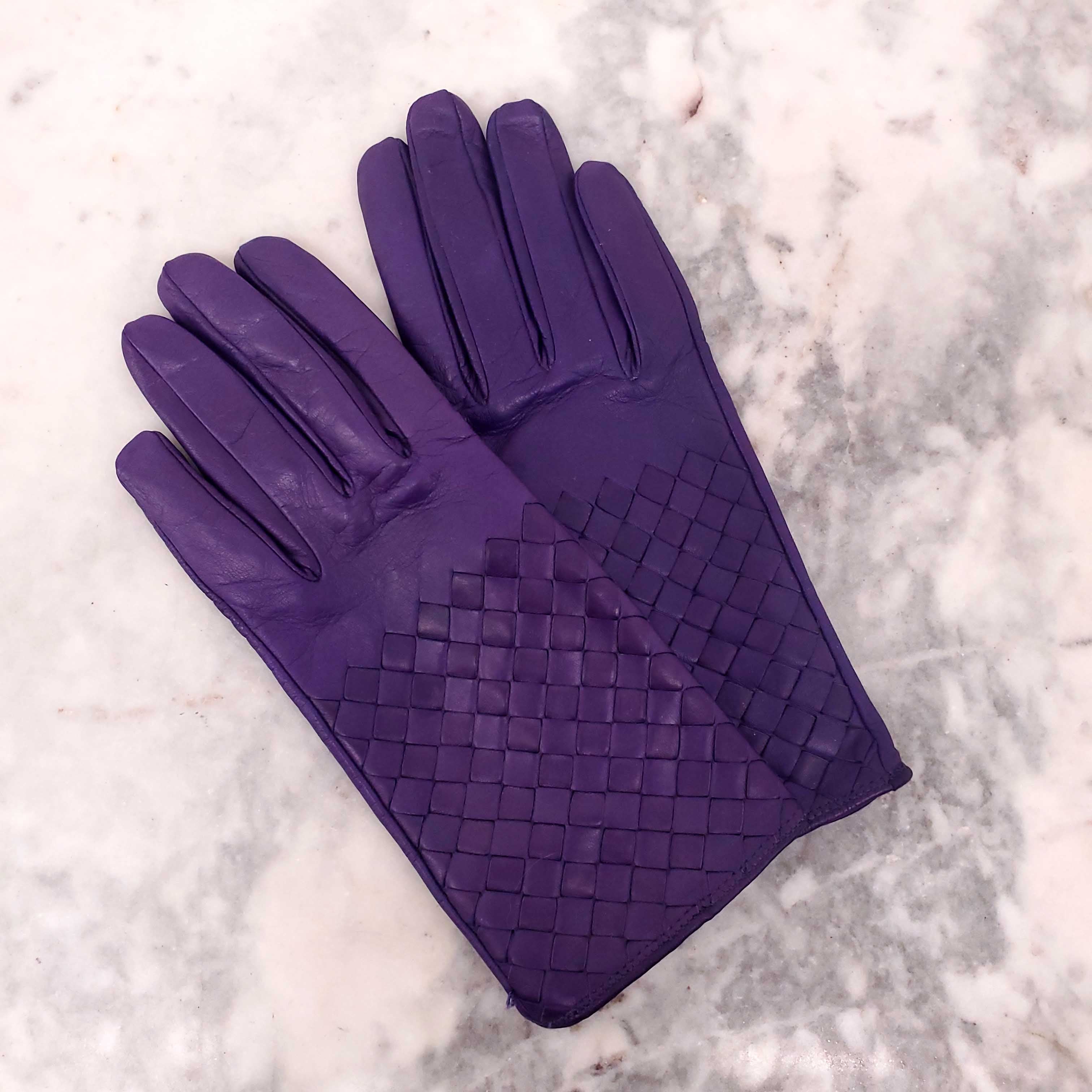 BOTTEGA VENETA PURPLE INTRECCIATO LEATHER GLOVES - SIZE 70