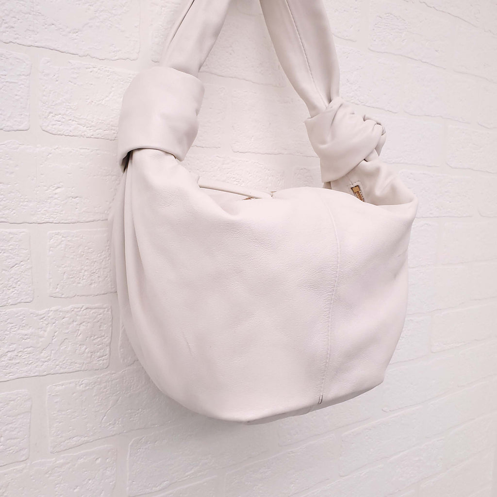 BOTTEGA VENETA WHITE NAPPA LEATHER DOUBLE KNOT HANDLE BAG