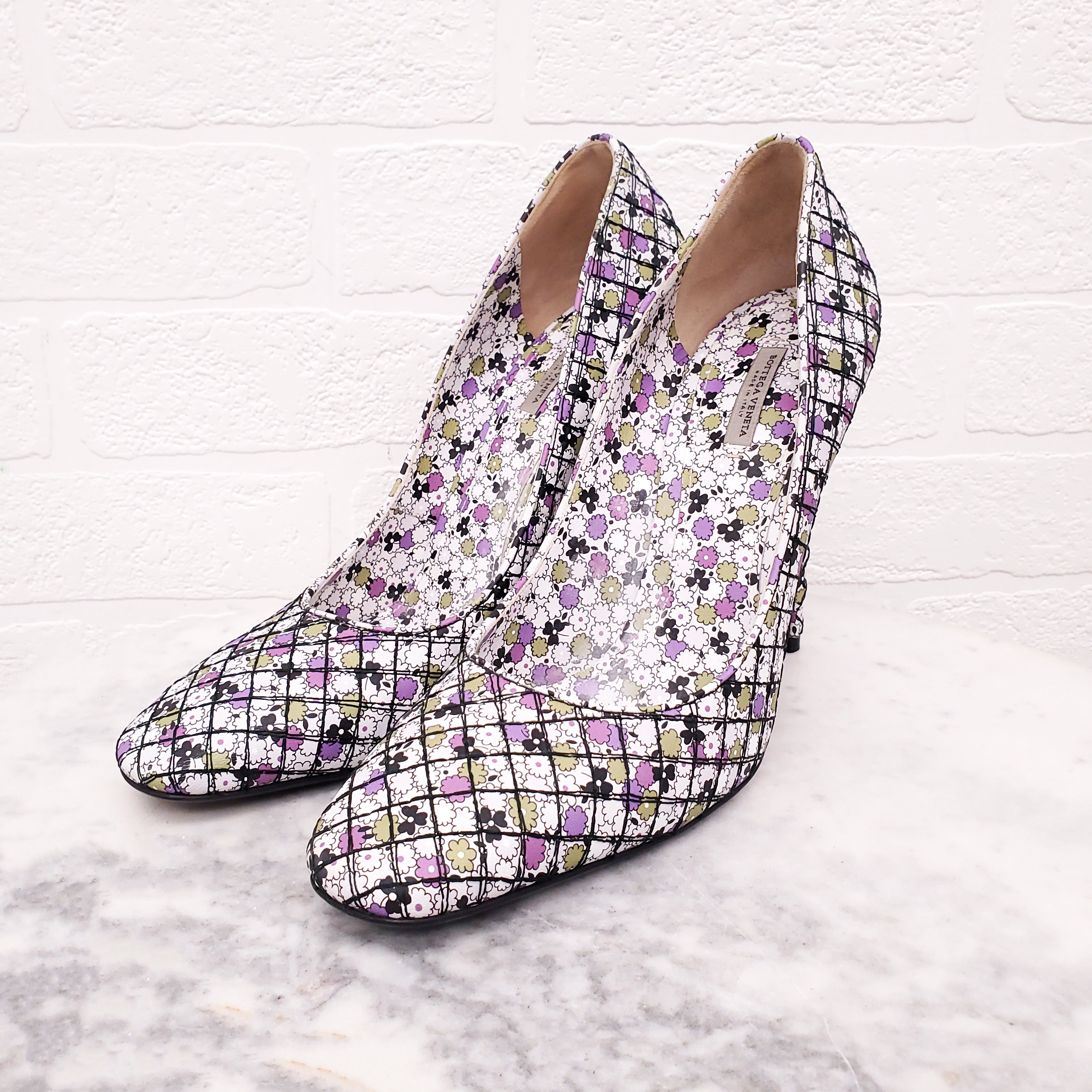 BOTTEGA VENETA WHITE, PURPLE AND GREEN FLORAL HEELS - SIZE 40