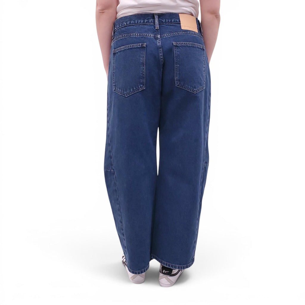 B SIDES JEANS MEDIUM WASH BOYFRIEND BARREL JEANS - SIZE 29