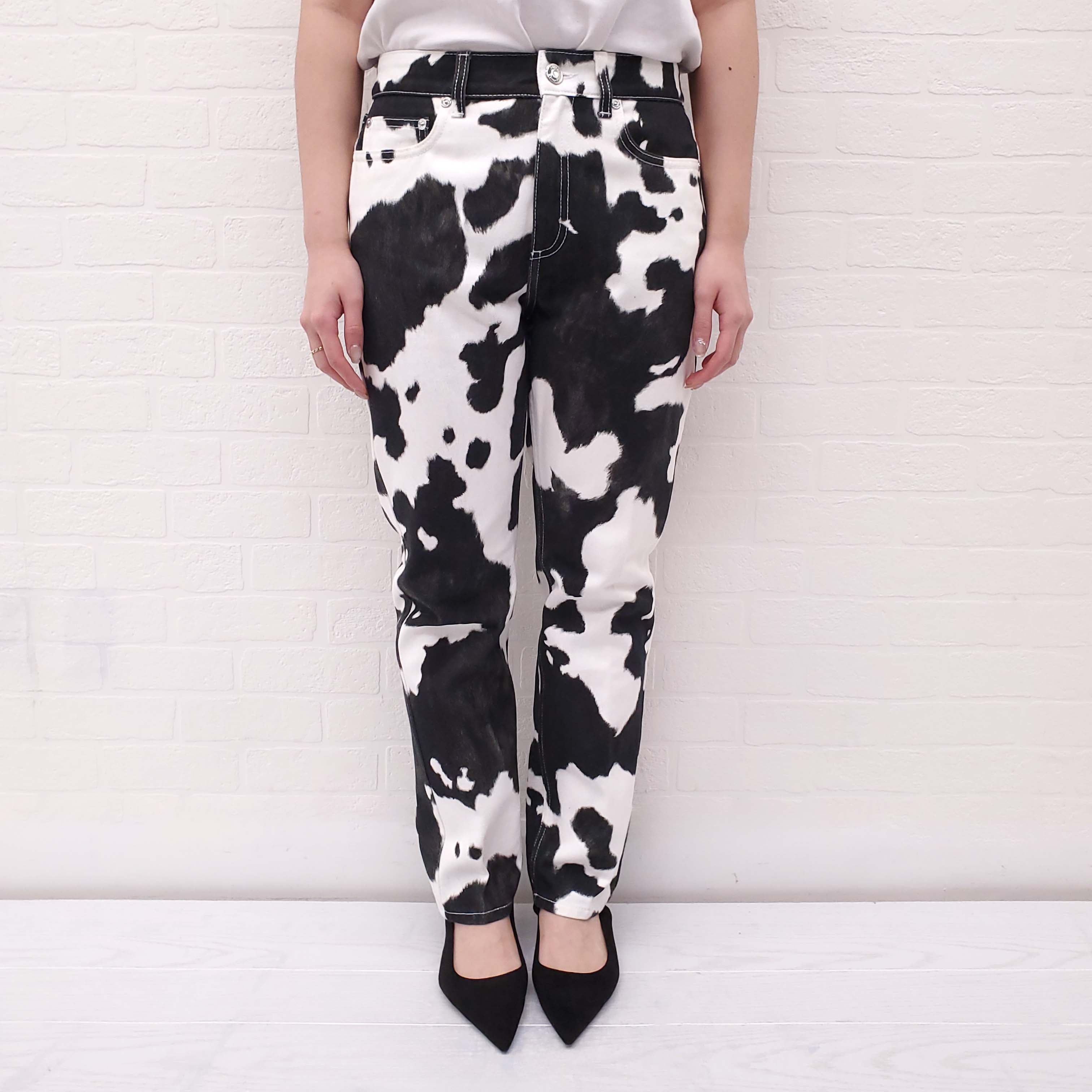 BURBERRY COW PRINT JEANS WITH LOGO - SIZE 27