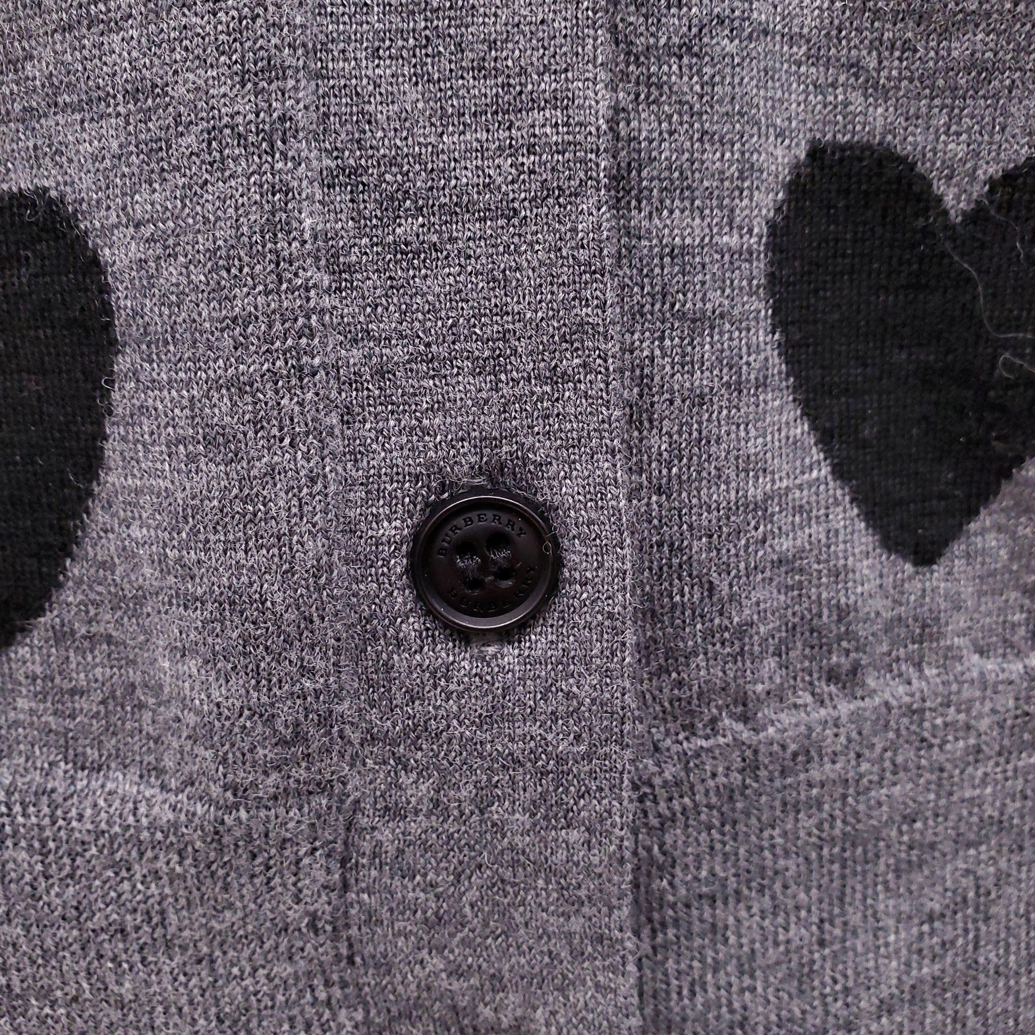 BURBERRY HEART PATTERN CARDIGAN - SIZE M