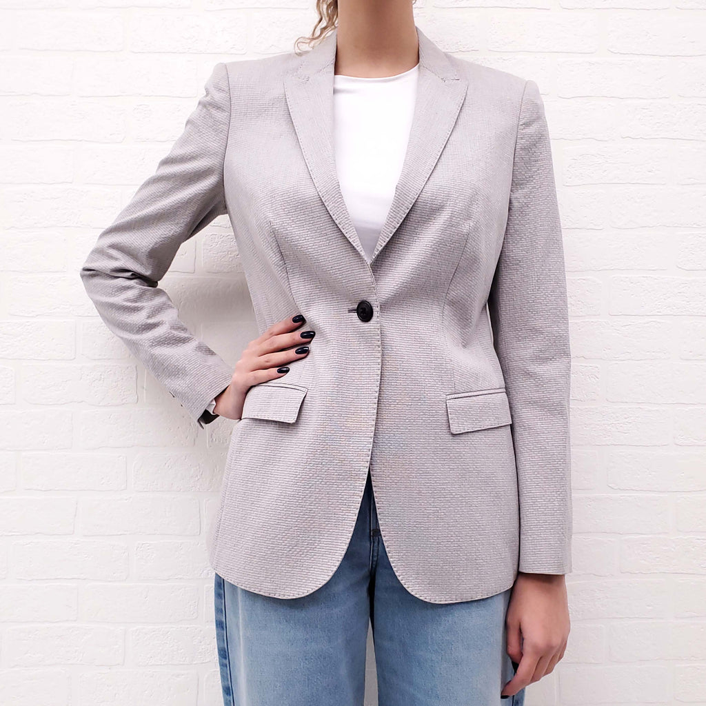 BURBERRY LIGHT GREY BLAZER - SIZE 6