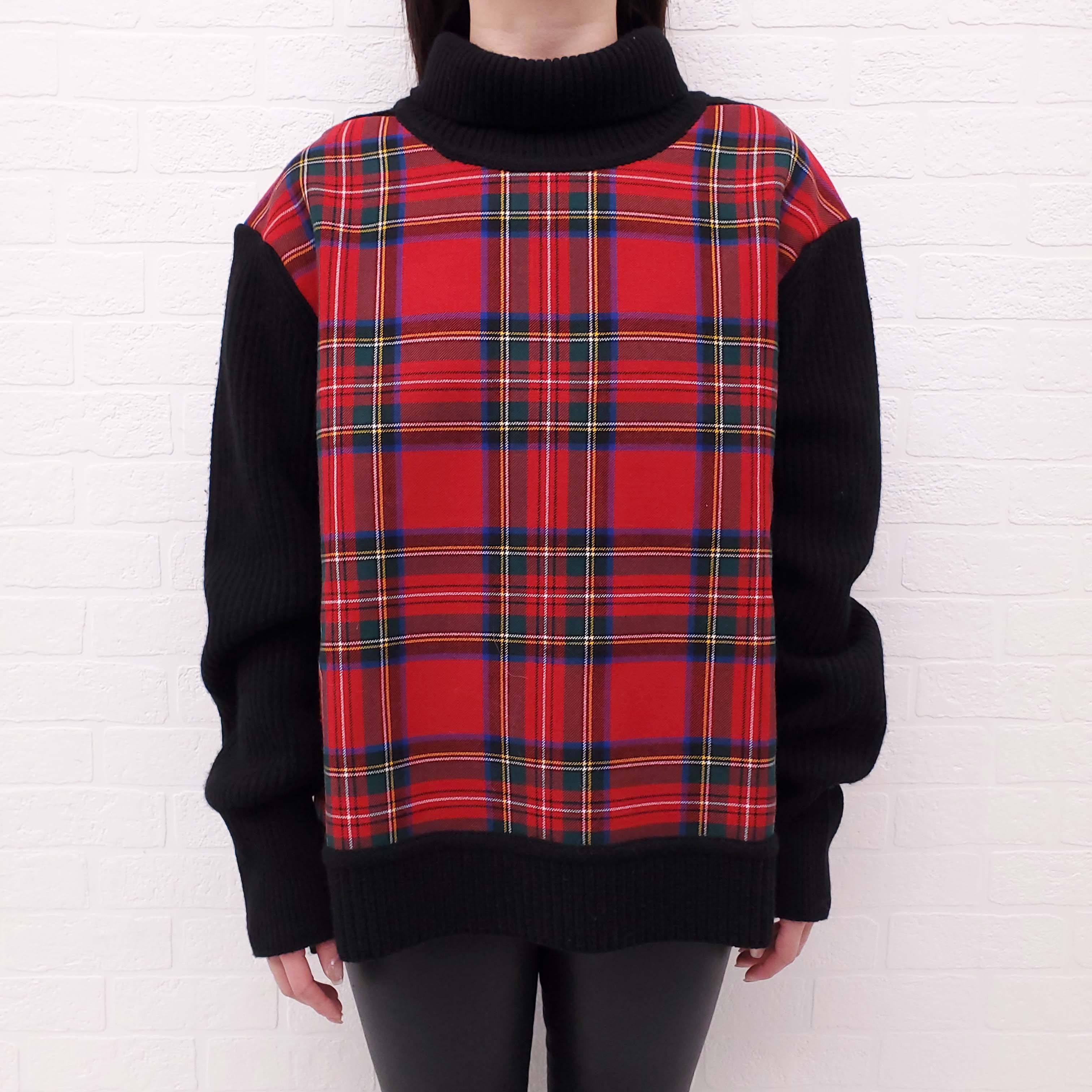 BURBERRY RED PLAID AND BLACK TURTLENECK SWEATER - SIZE M
