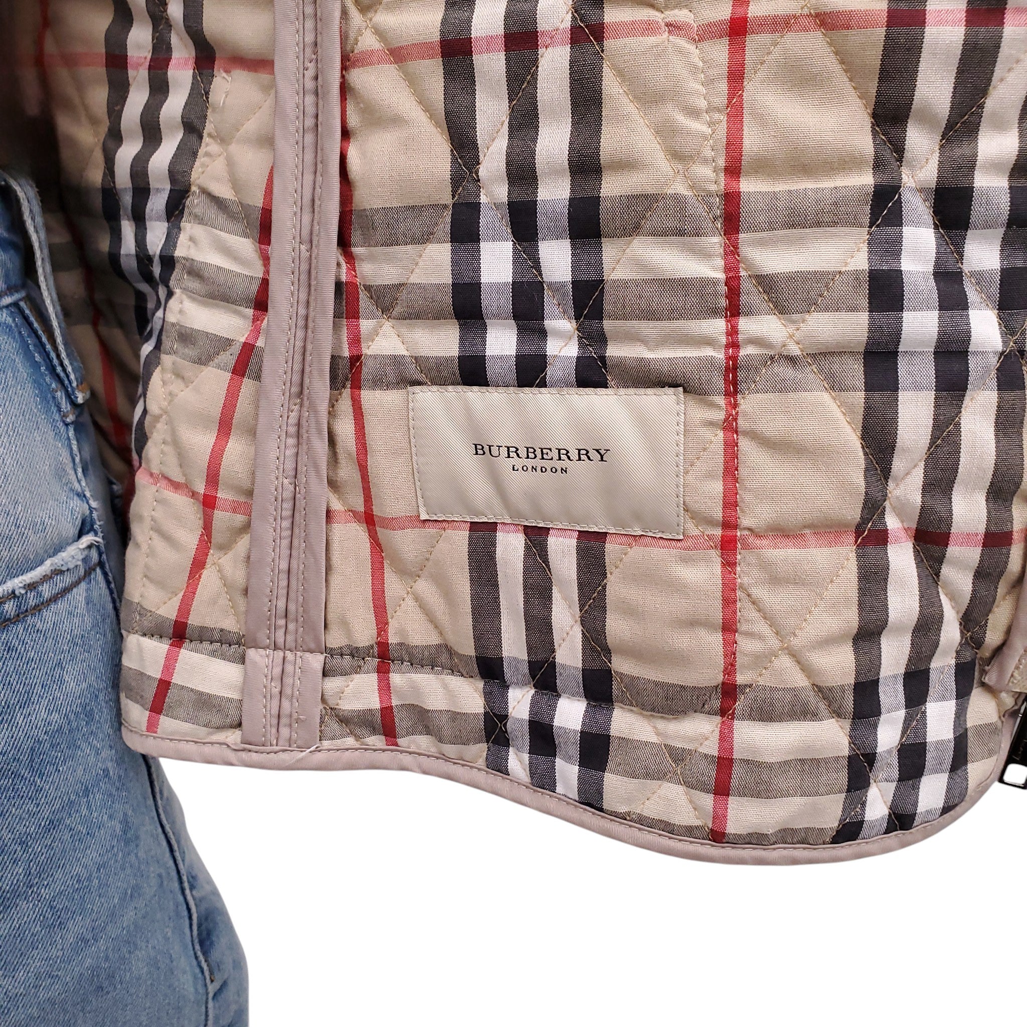 BURBERRY TAUPE QUILTED JACKET - SIZE M